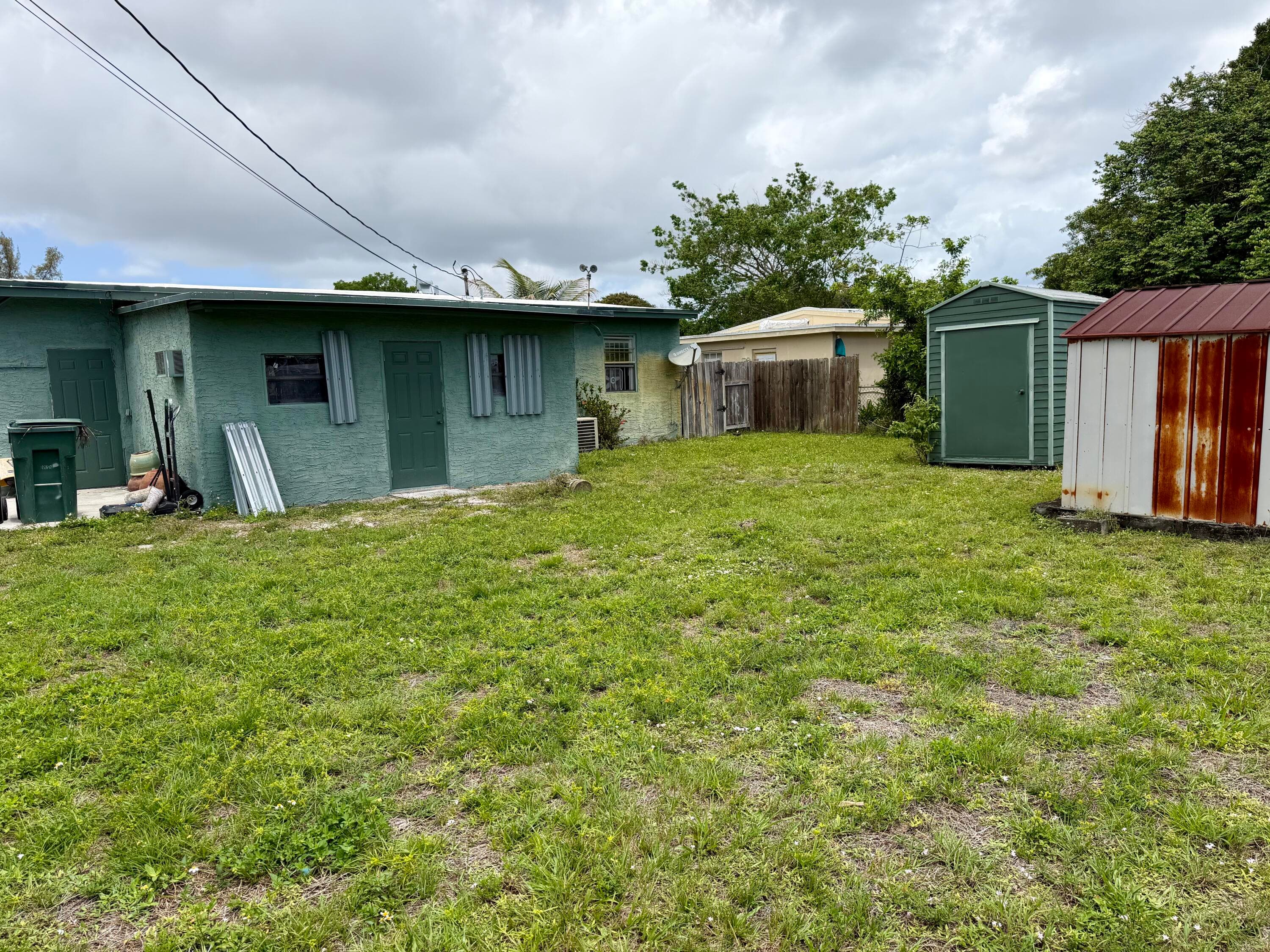 1004 NW 12th Street, Fort Lauderdale, FL 33311 3