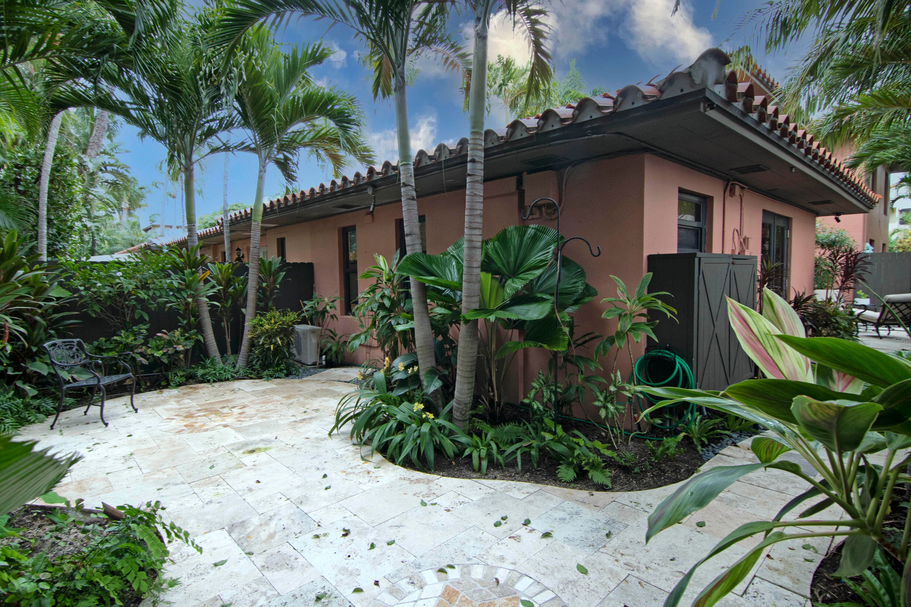 226 Chilean Avenue 4, Palm Beach, FL 33480 18