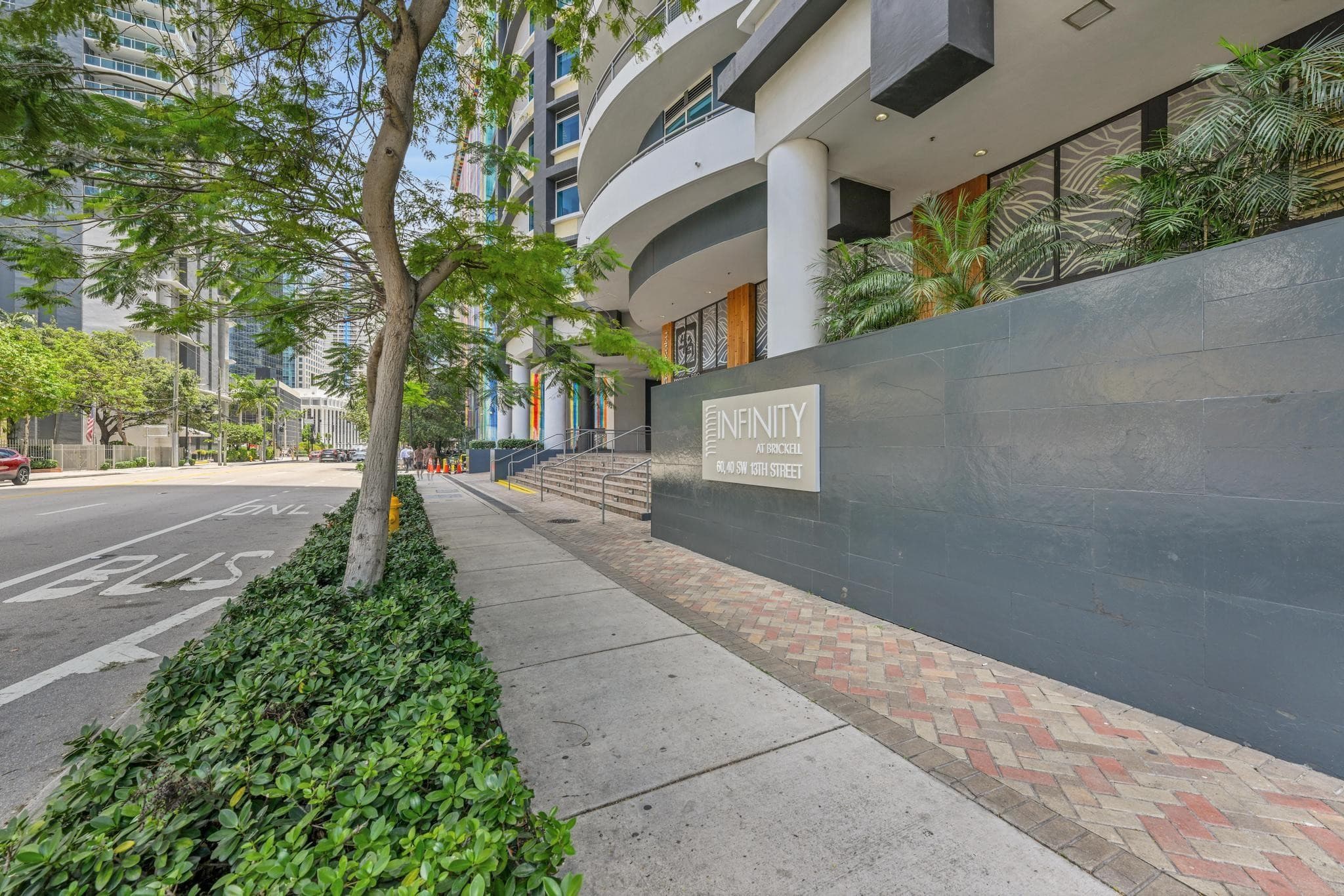 60 SW 13th Street 4013, Miami, FL 33130 3