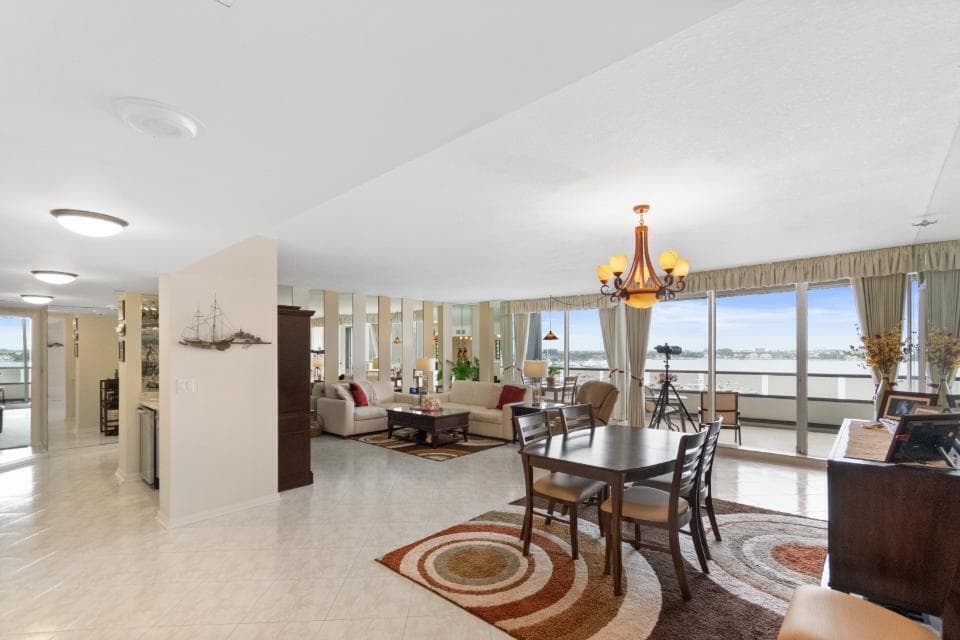 100 Lakeshore Drive 754, North Palm Beach, FL 33408 9