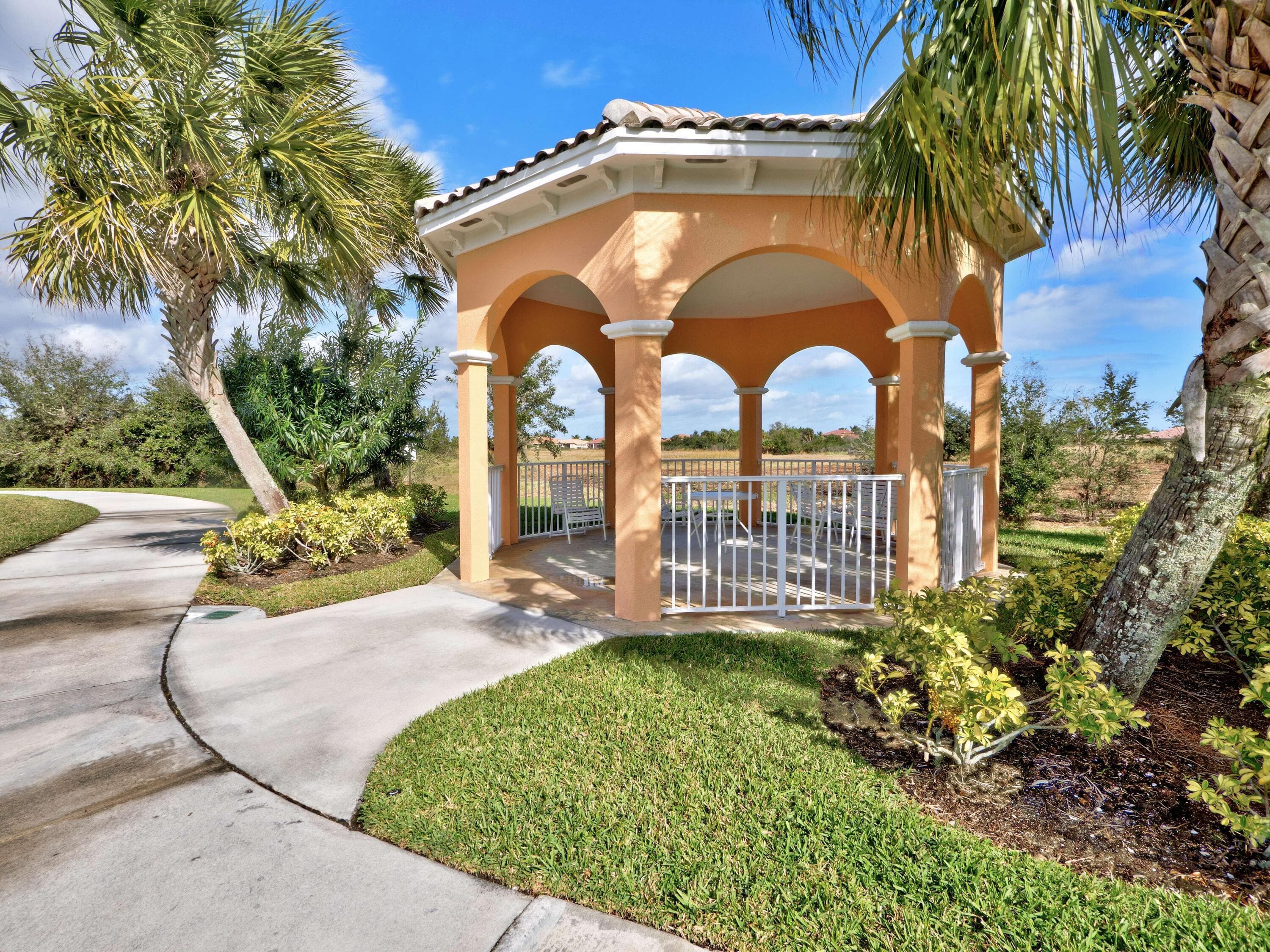 11357 SW Northland Drive, Port St. Lucie, FL 34987 41