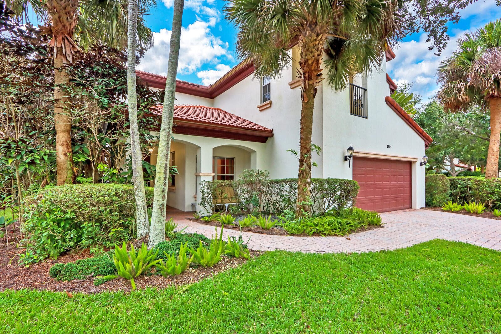 1904 Flower Drive, Palm Beach Gardens, FL 33410 2