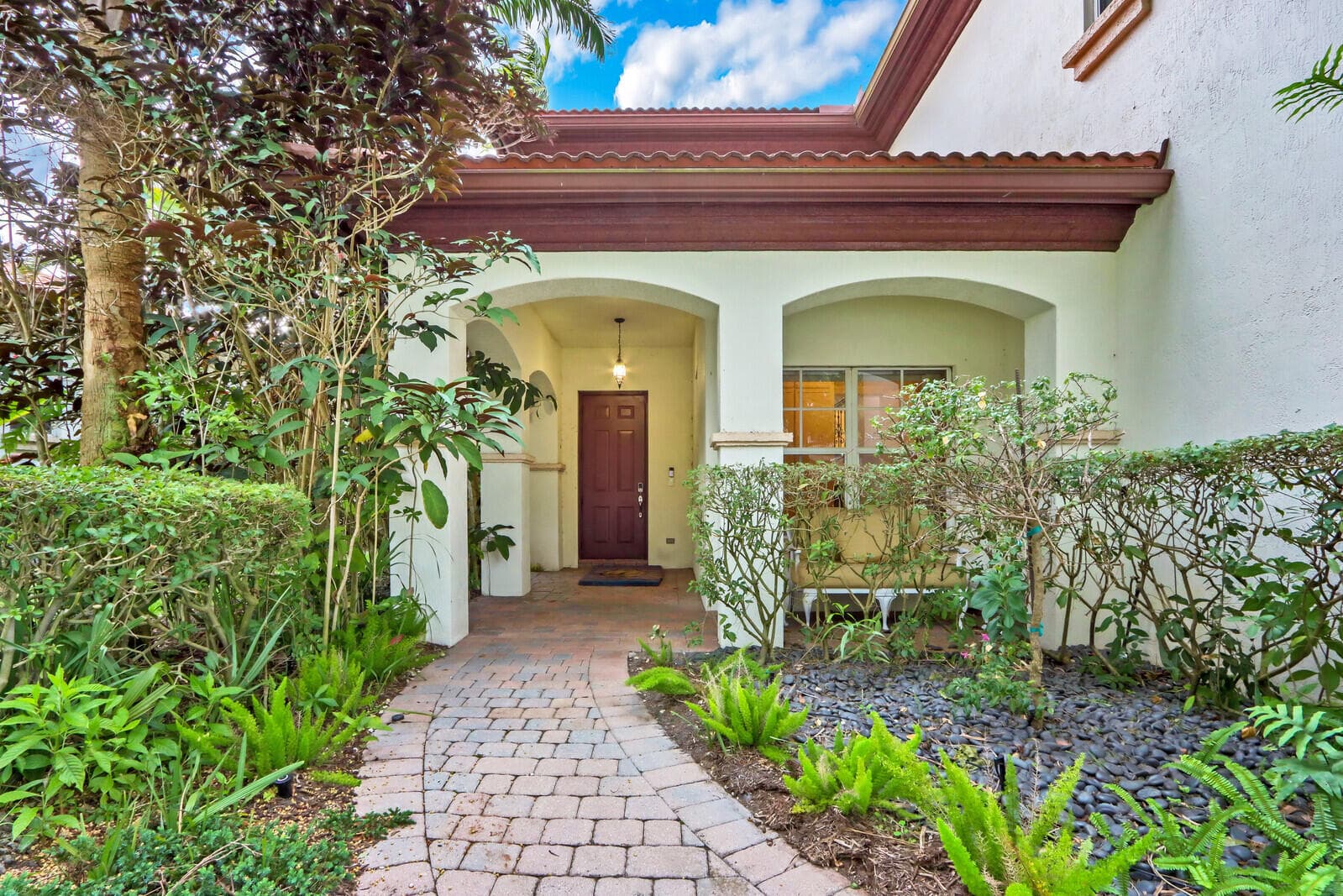 1904 Flower Drive, Palm Beach Gardens, FL 33410 3