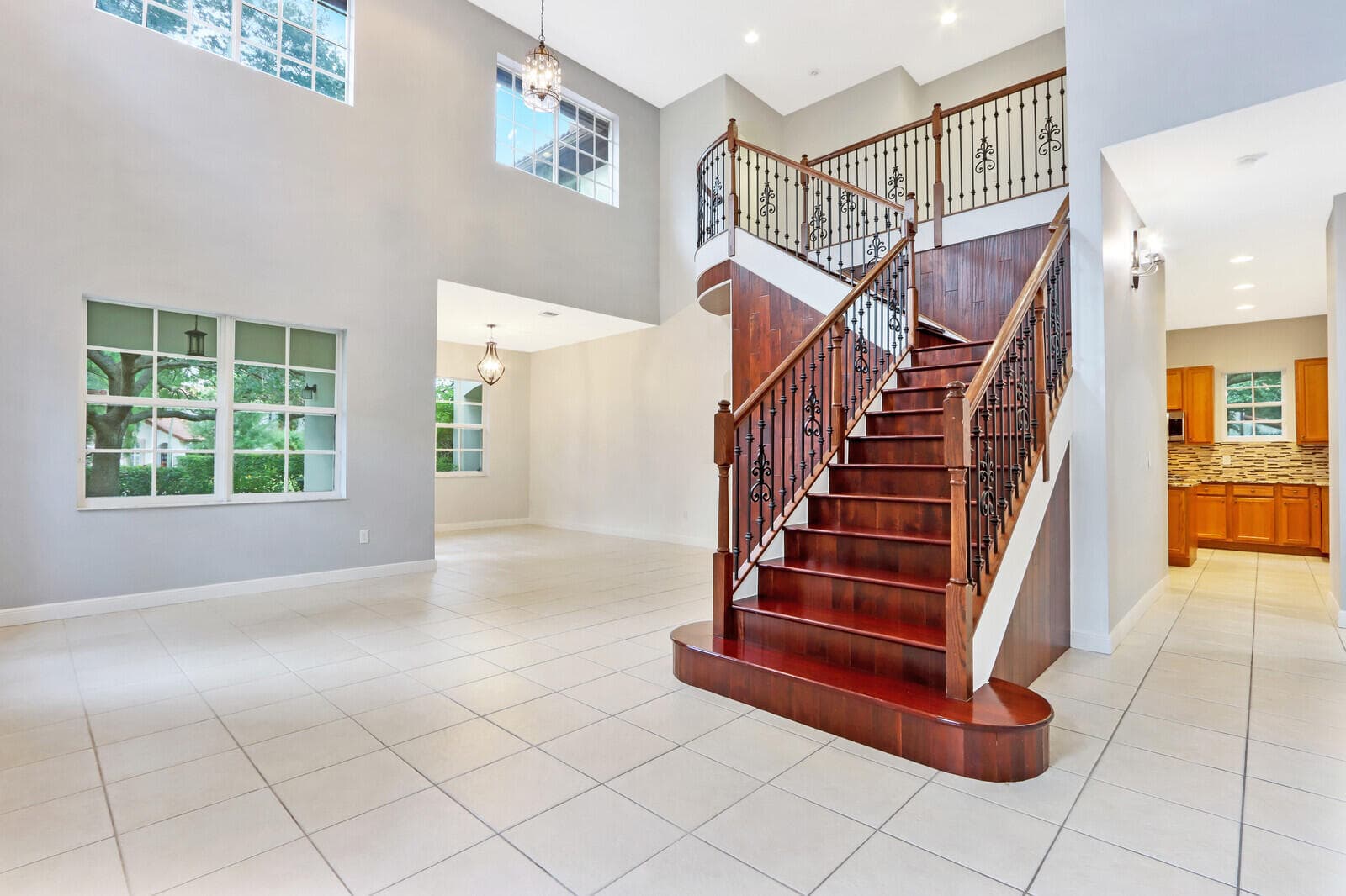 1904 Flower Drive, Palm Beach Gardens, FL 33410 5