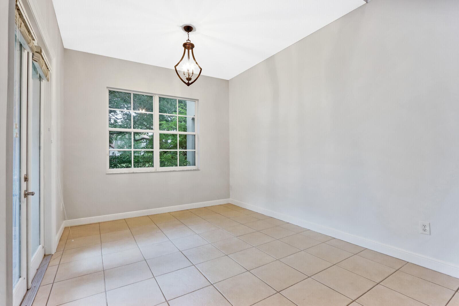 1904 Flower Drive, Palm Beach Gardens, FL 33410 10