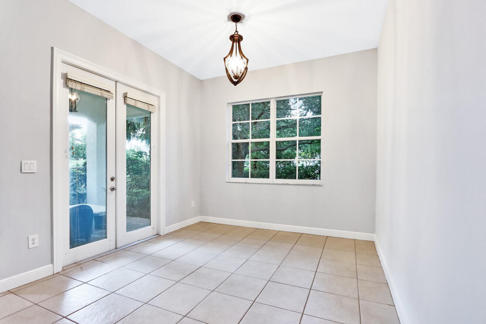 1904 Flower Drive, Palm Beach Gardens, FL 33410 11