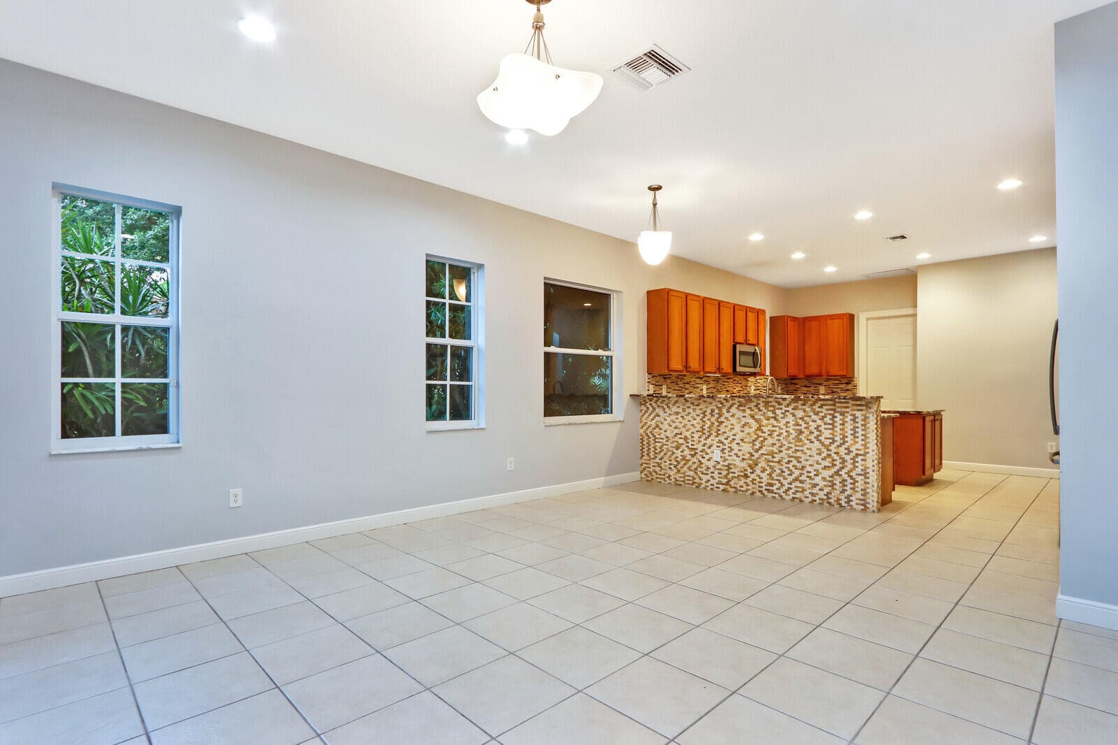 1904 Flower Drive, Palm Beach Gardens, FL 33410 17