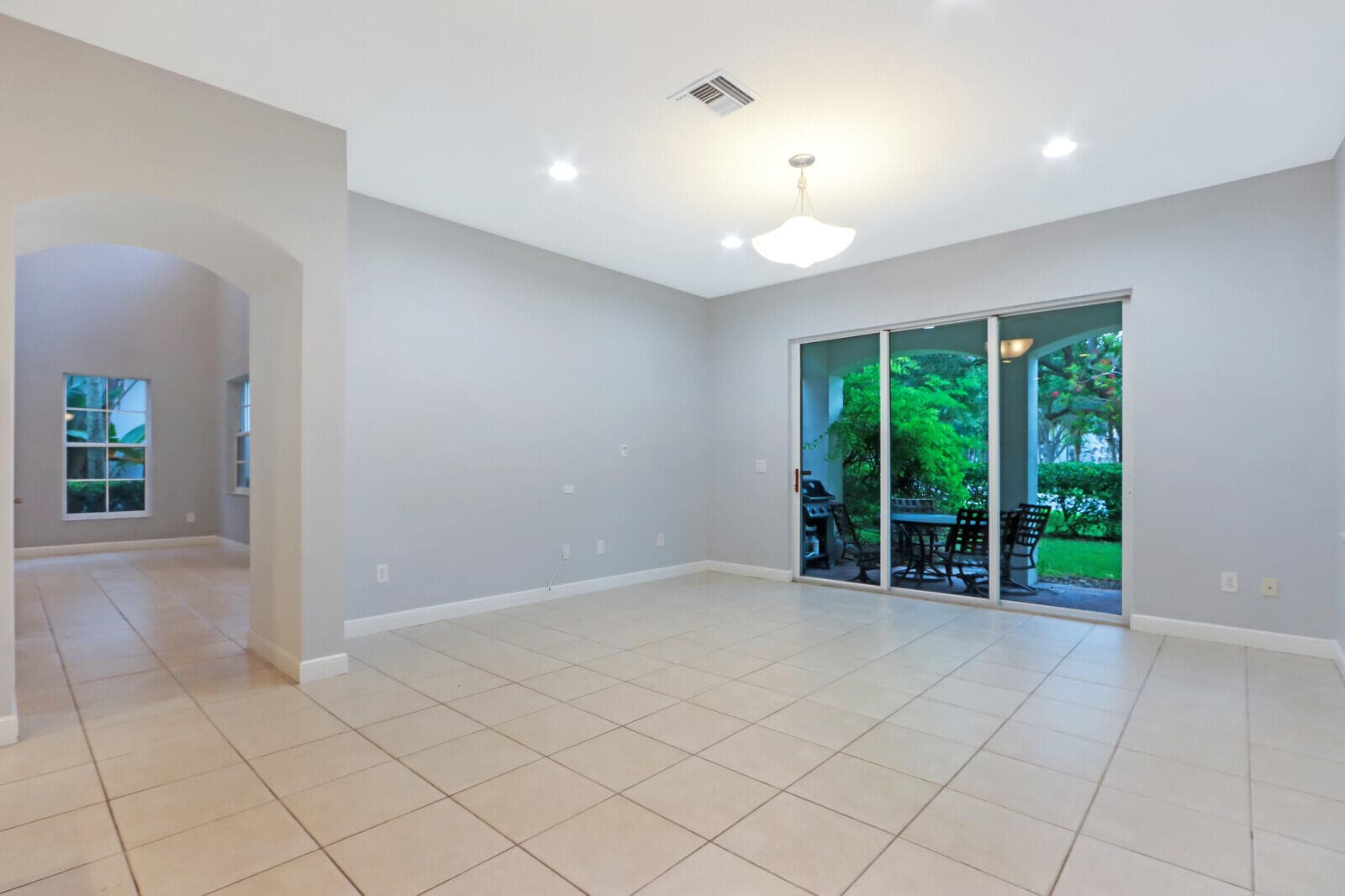 1904 Flower Drive, Palm Beach Gardens, FL 33410 19