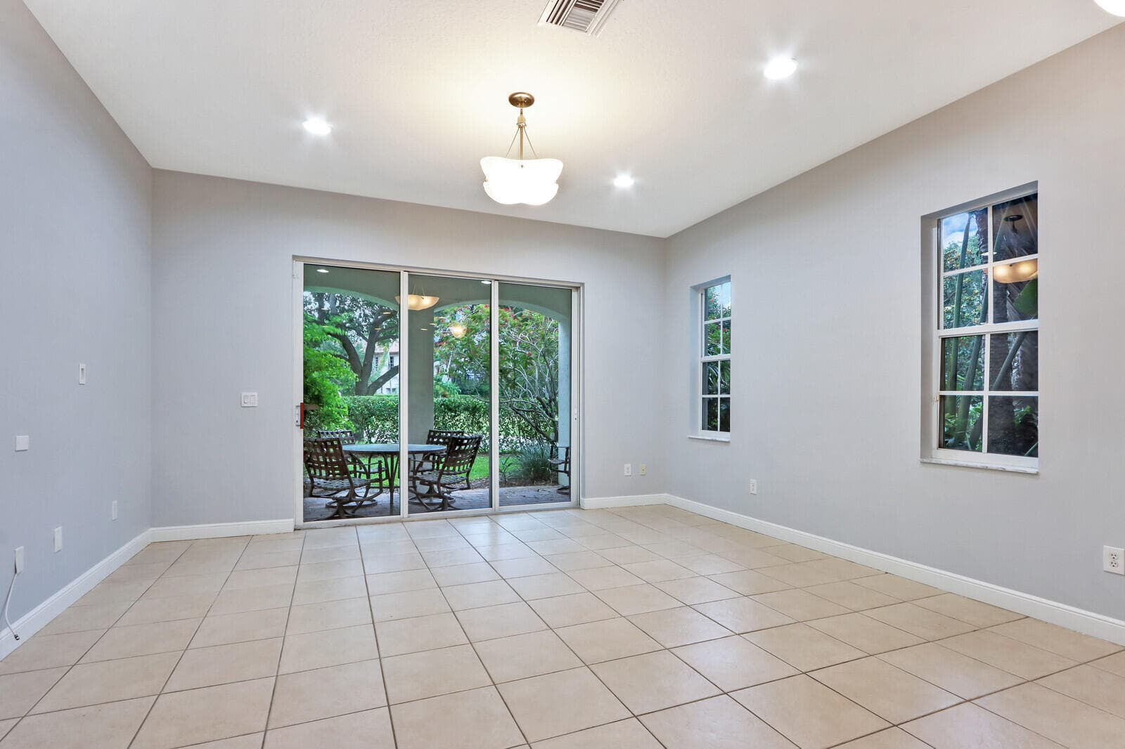 1904 Flower Drive, Palm Beach Gardens, FL 33410 20