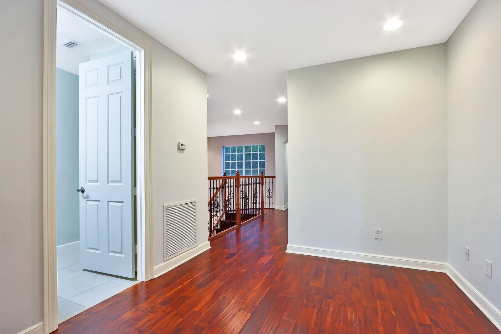 1904 Flower Drive, Palm Beach Gardens, FL 33410 33