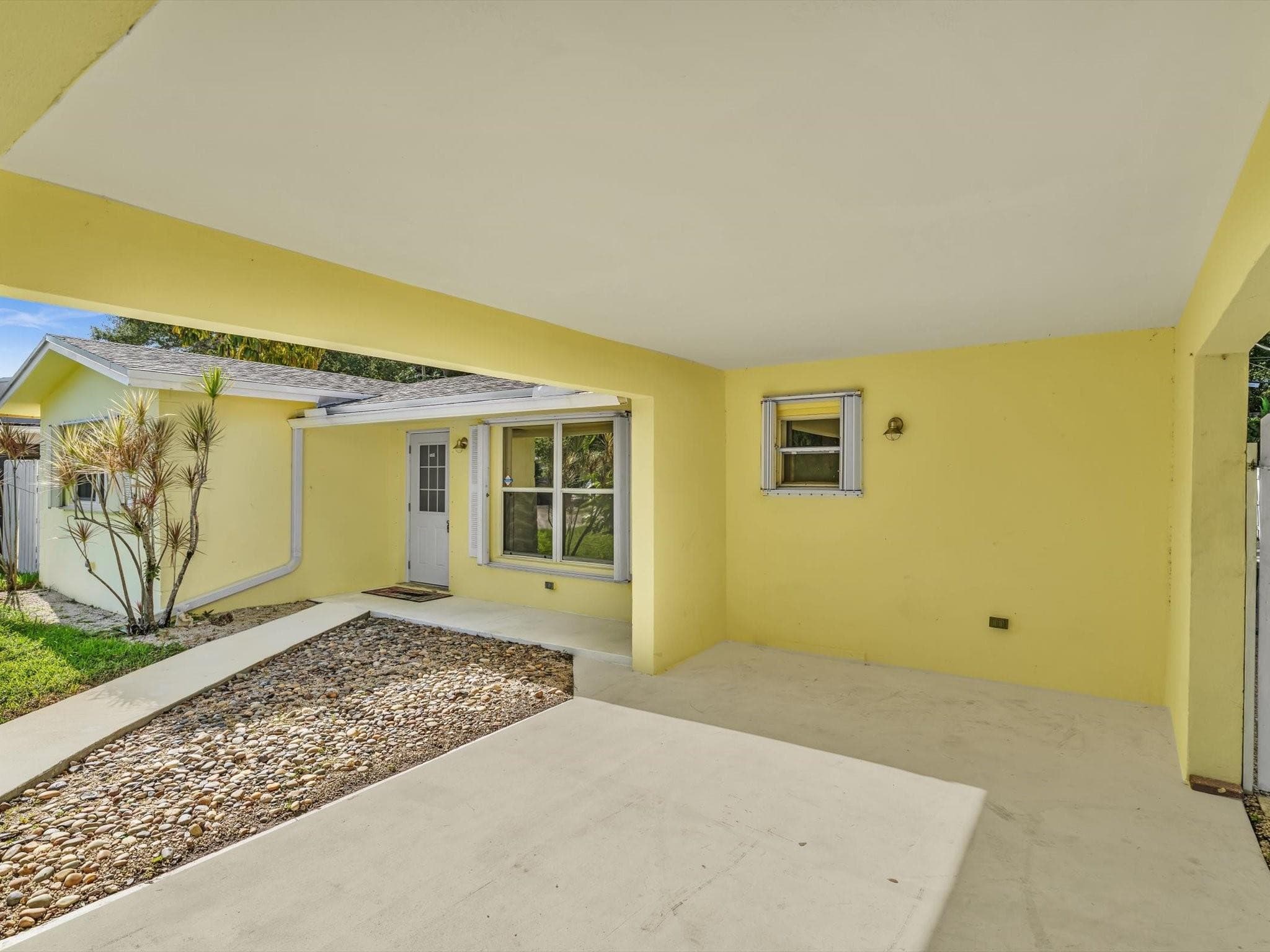 1700 SW 30th Street, Fort Lauderdale, FL 33315 48