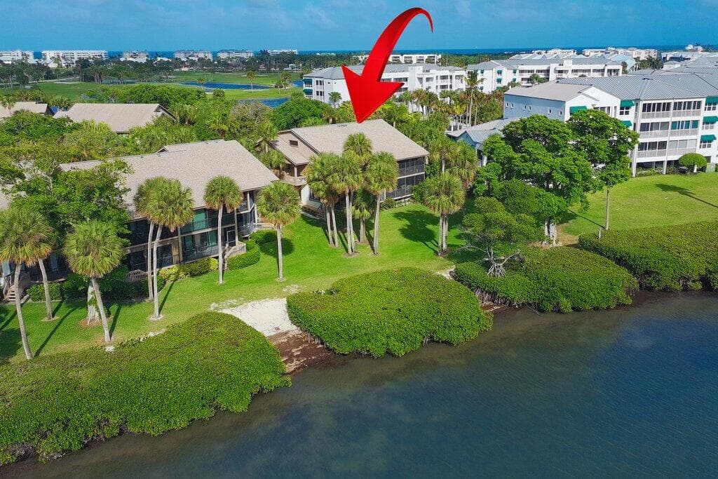 218 NE Edgewater Drive 218, Hutchinson Island, FL 34996 10