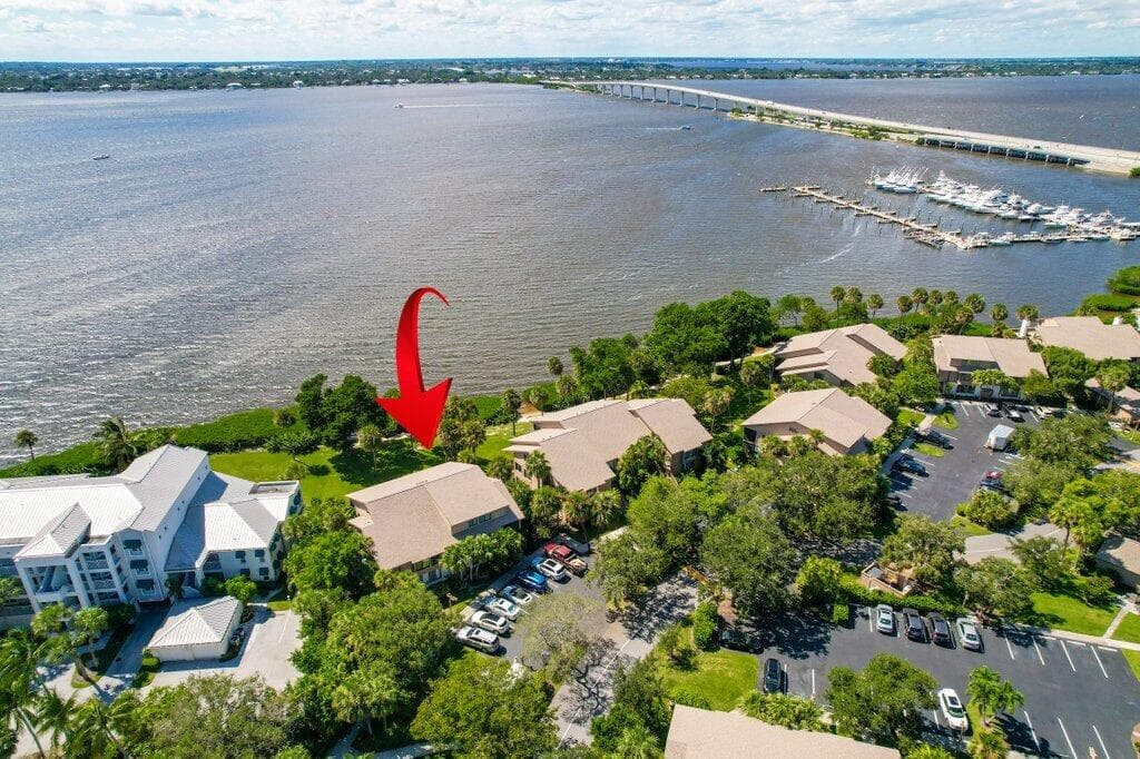 218 NE Edgewater Drive 218, Hutchinson Island, FL 34996 12