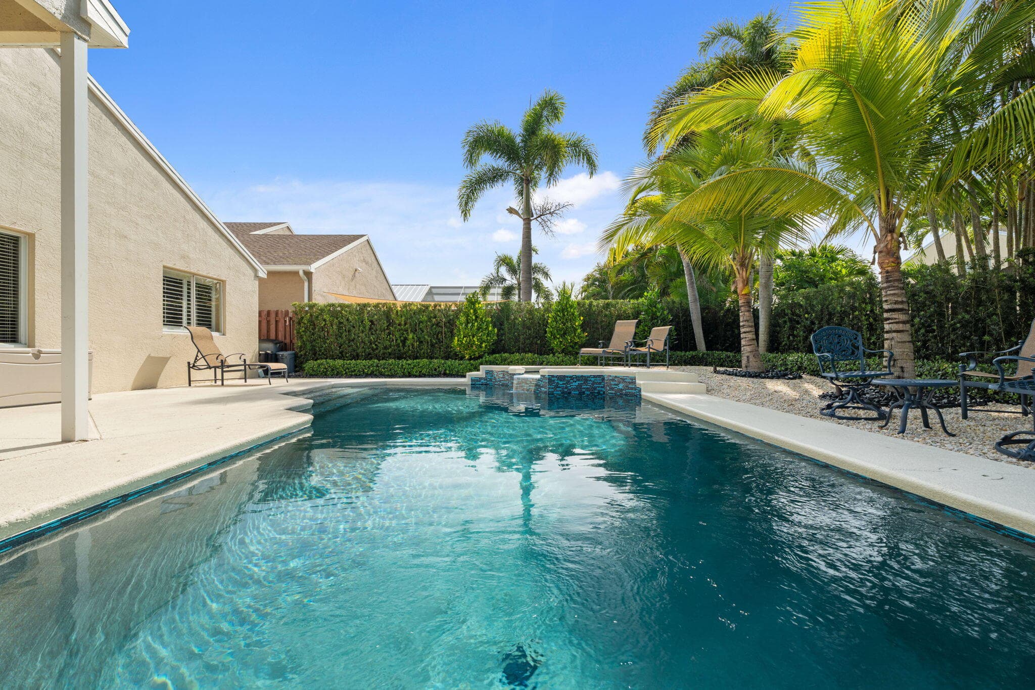 4620 SE Winter Haven Court, Stuart, FL 34997 2