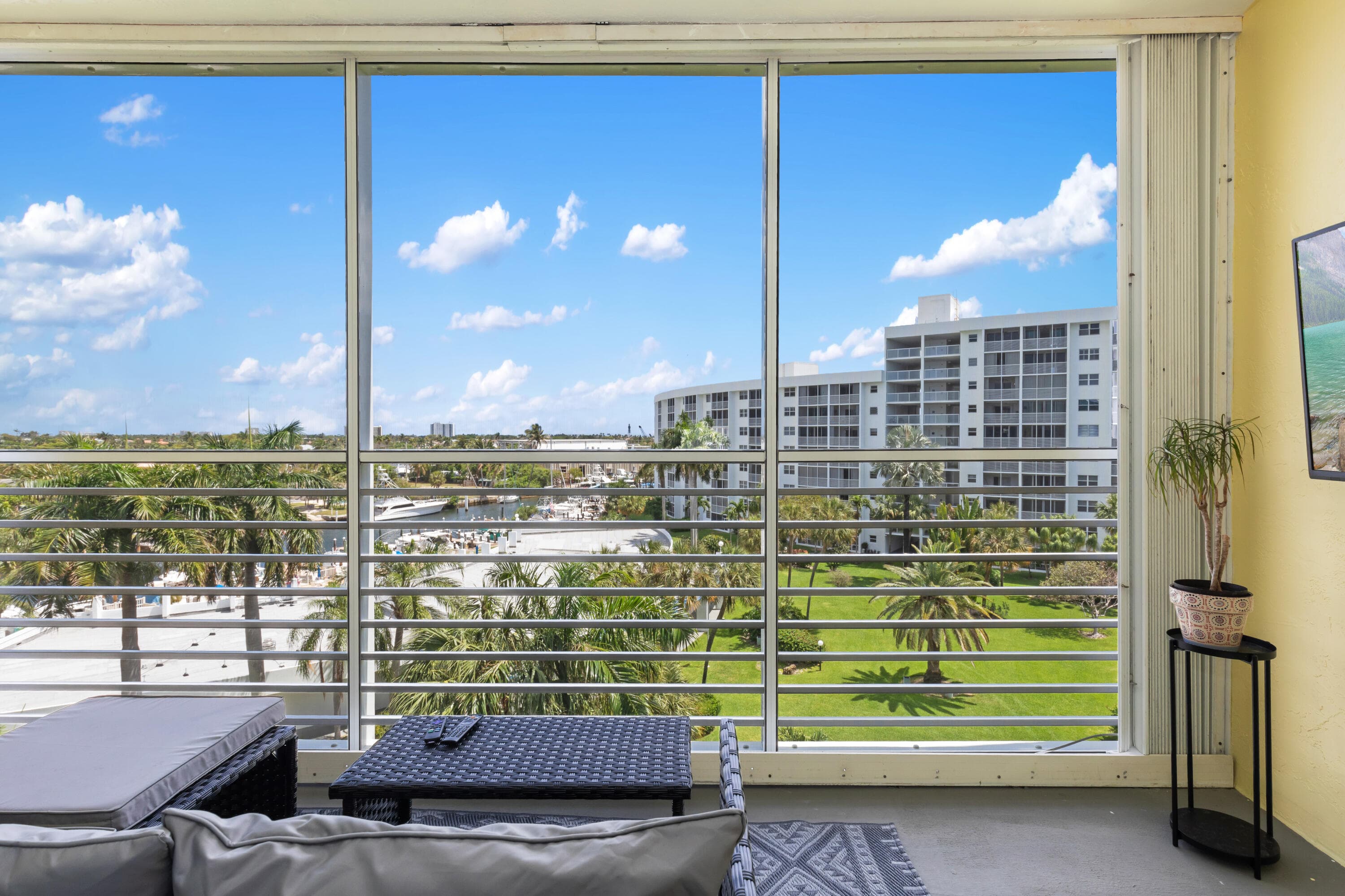 2731 NE 14th Street Causeway NE Apt 612, Pompano Beach, FL 33062 13