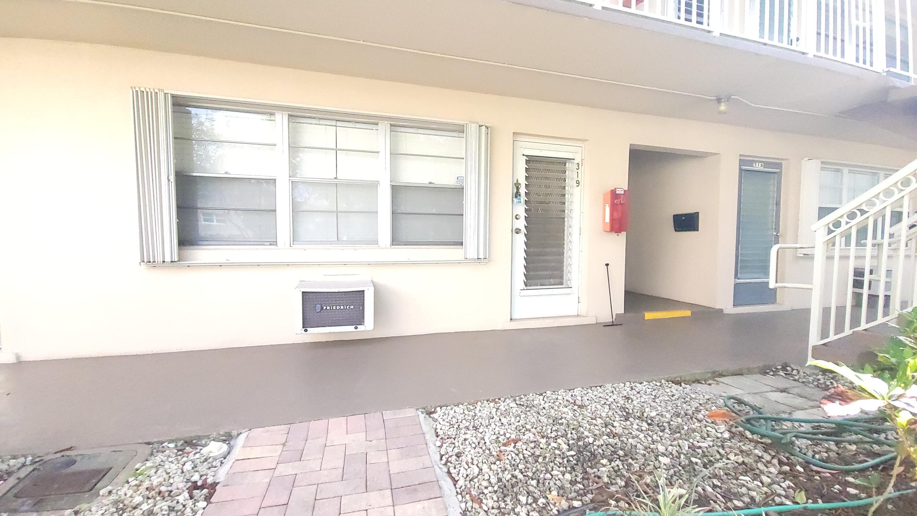 319 Chatham P, West Palm Beach, FL 33417 19