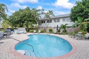 2829 NE 30th Street 302, Fort Lauderdale, FL 33306 24