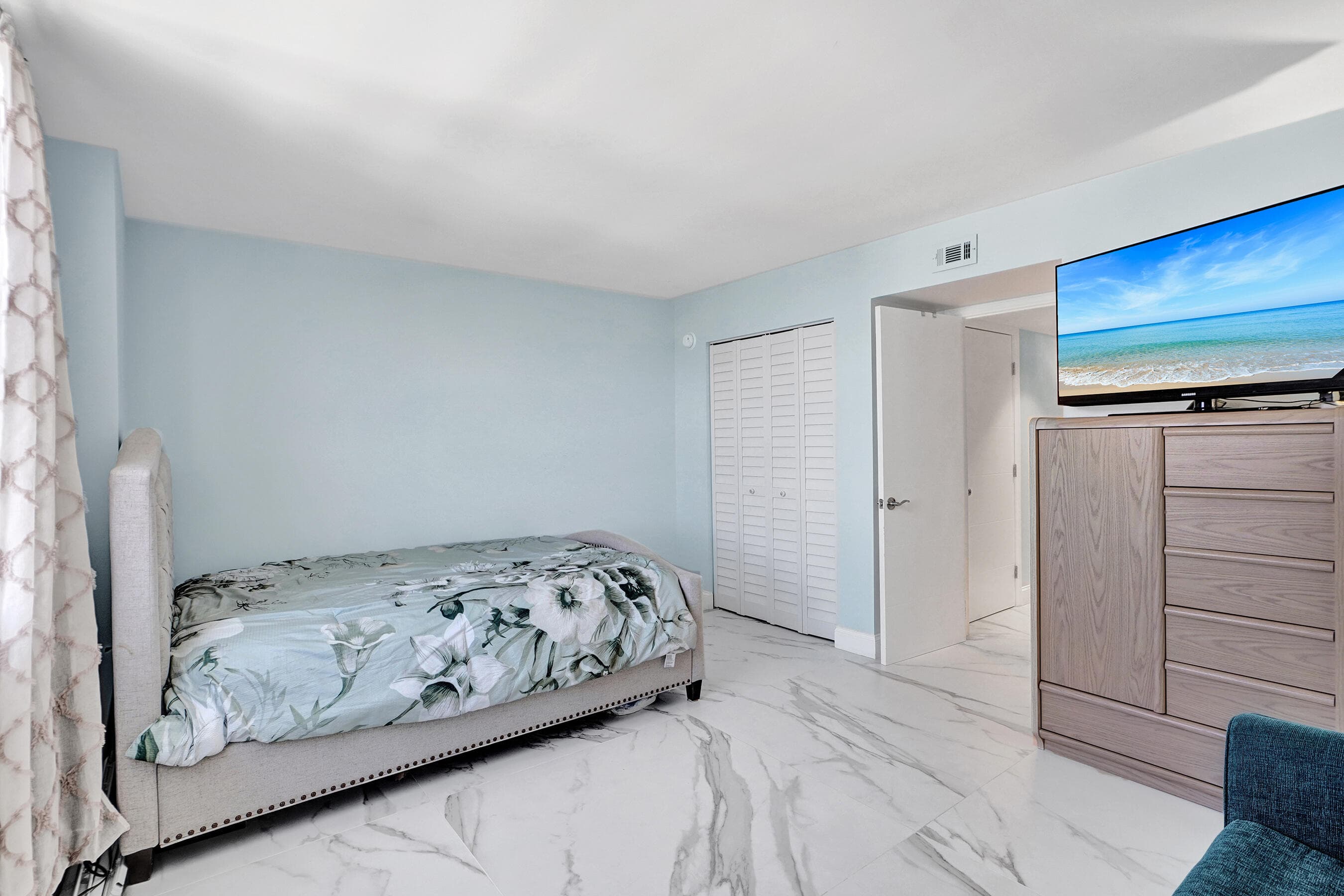 1010 S Ocean Boulevard 2009, Pompano Beach, FL 33062 26