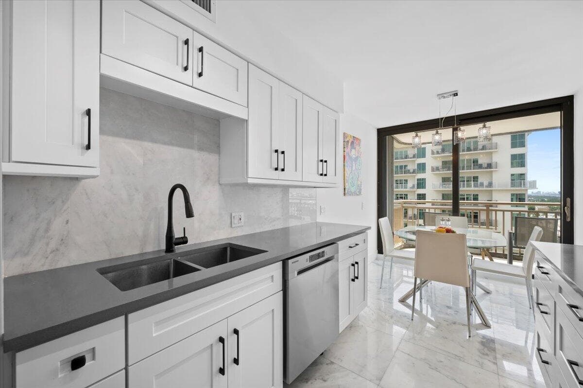 3400 N Ocean Drive 1806, Singer Island, FL 33404 10