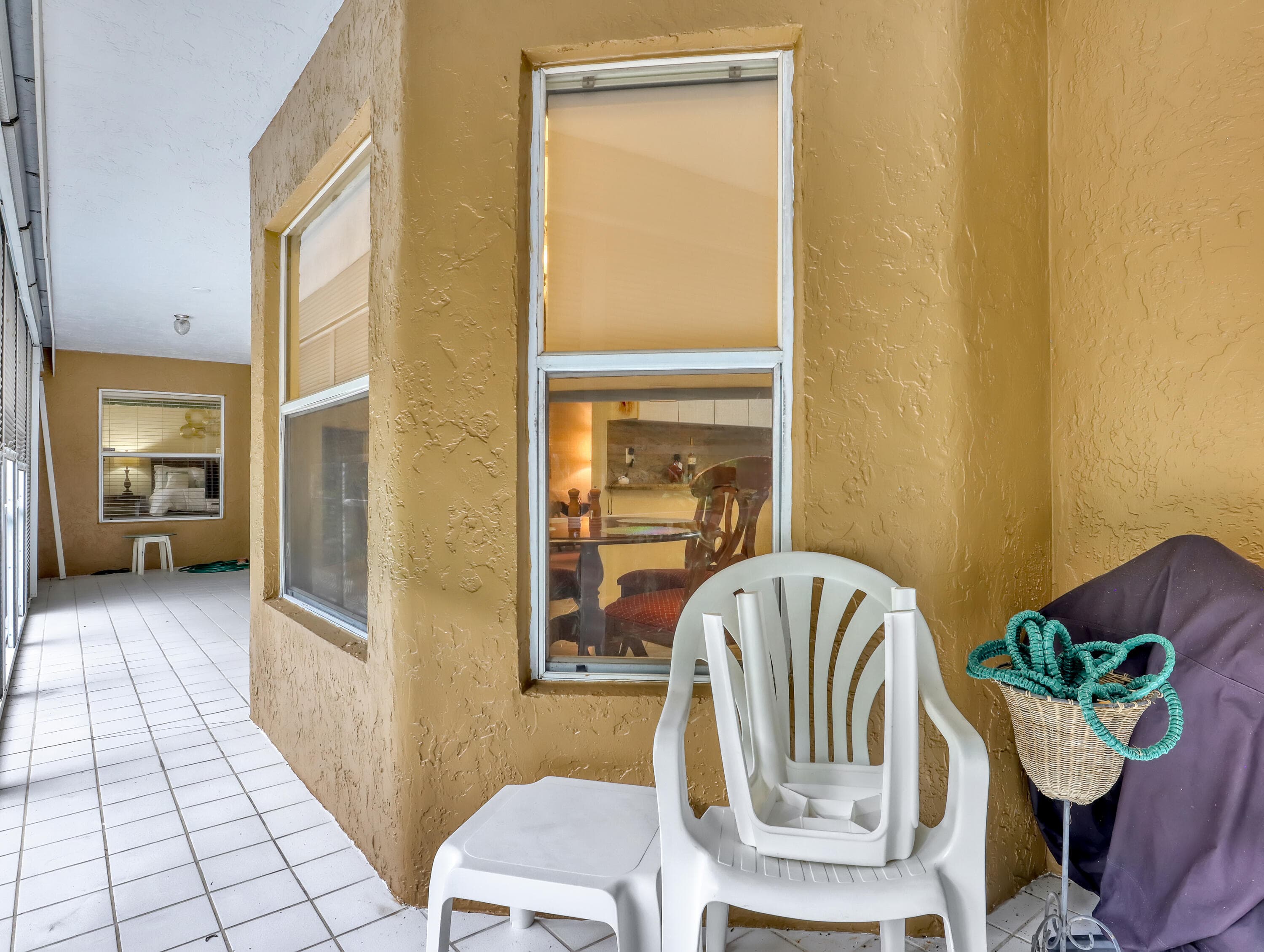 712 Golf Court, Delray Beach, FL 33445 34