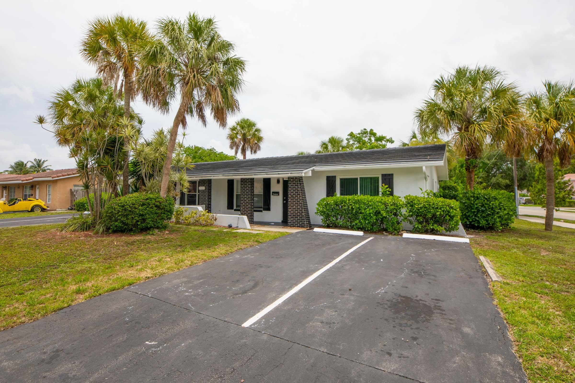 7546 NW 44th Court, Coral Springs, FL 33065 2