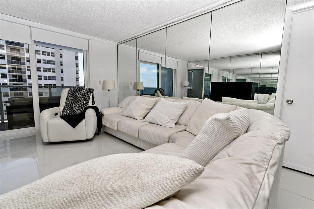 1880 S Ocean Drive Ts705, Hallandale Beach, FL 33009 10