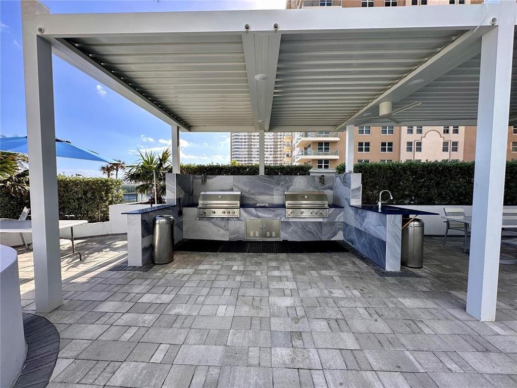 1880 S Ocean Drive Ts705, Hallandale Beach, FL 33009 40