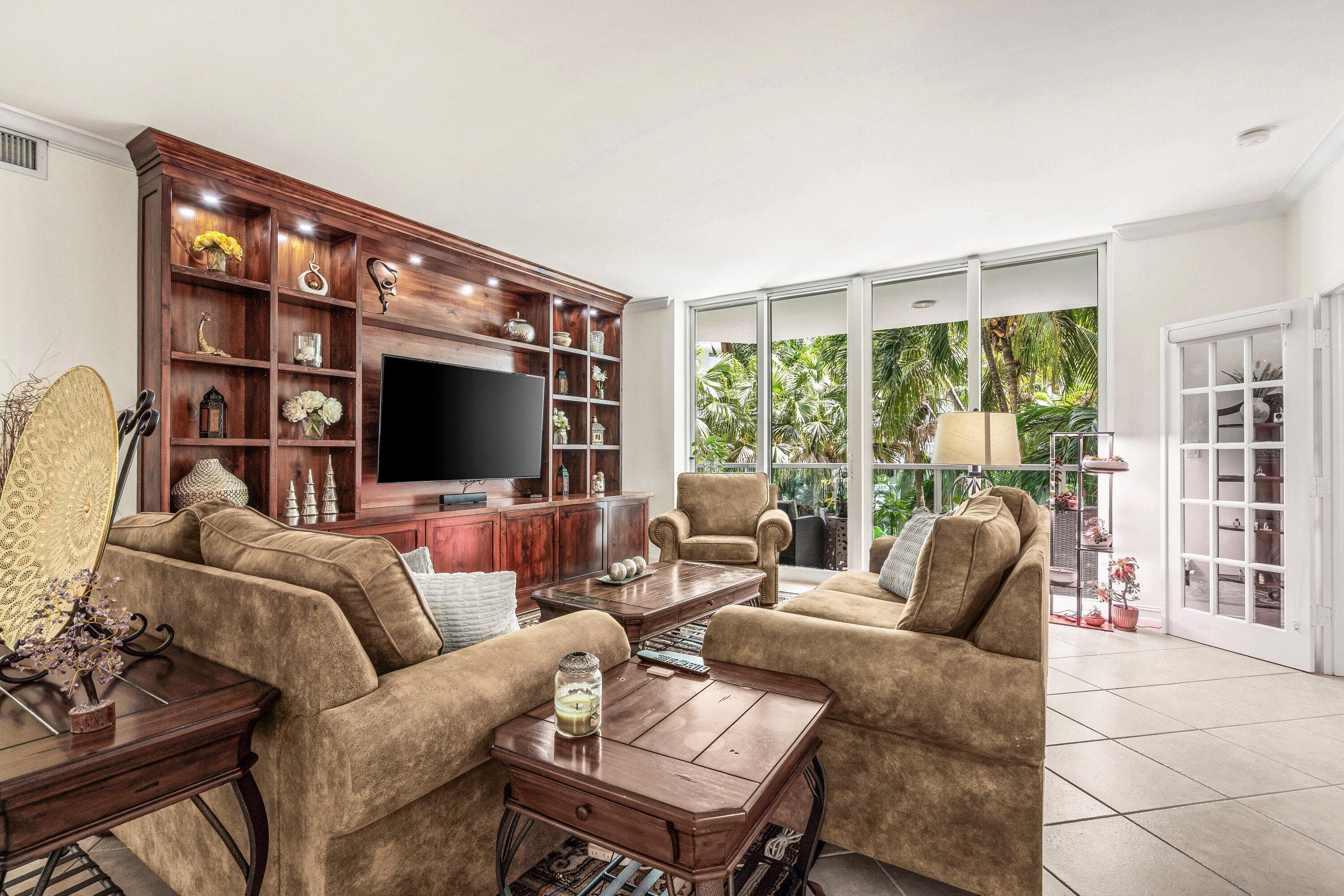 500 SE Mizner Boulevard A209, Boca Raton, FL 33432 2