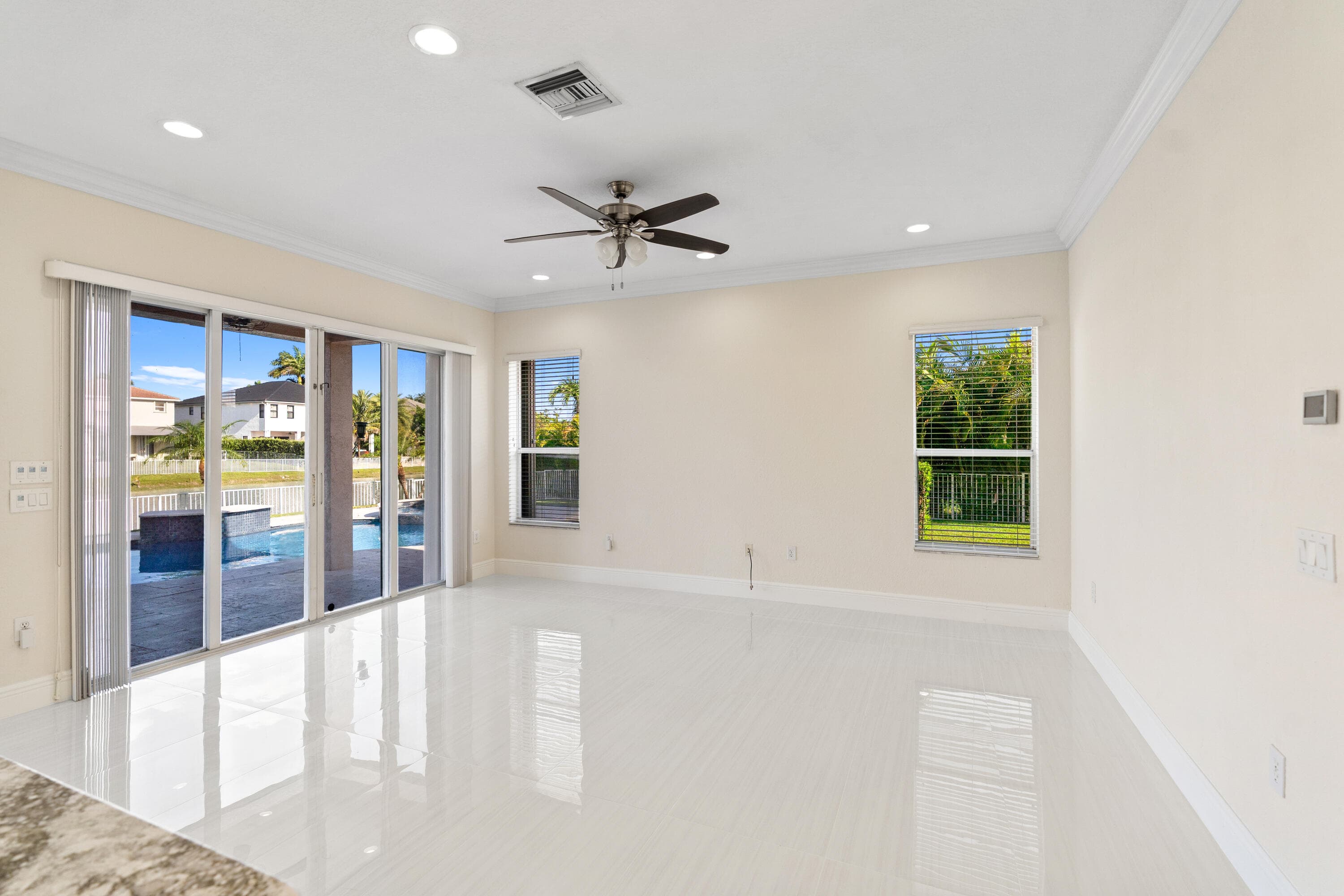 5422 SW 185th Terrace, Miramar, FL 33029 24
