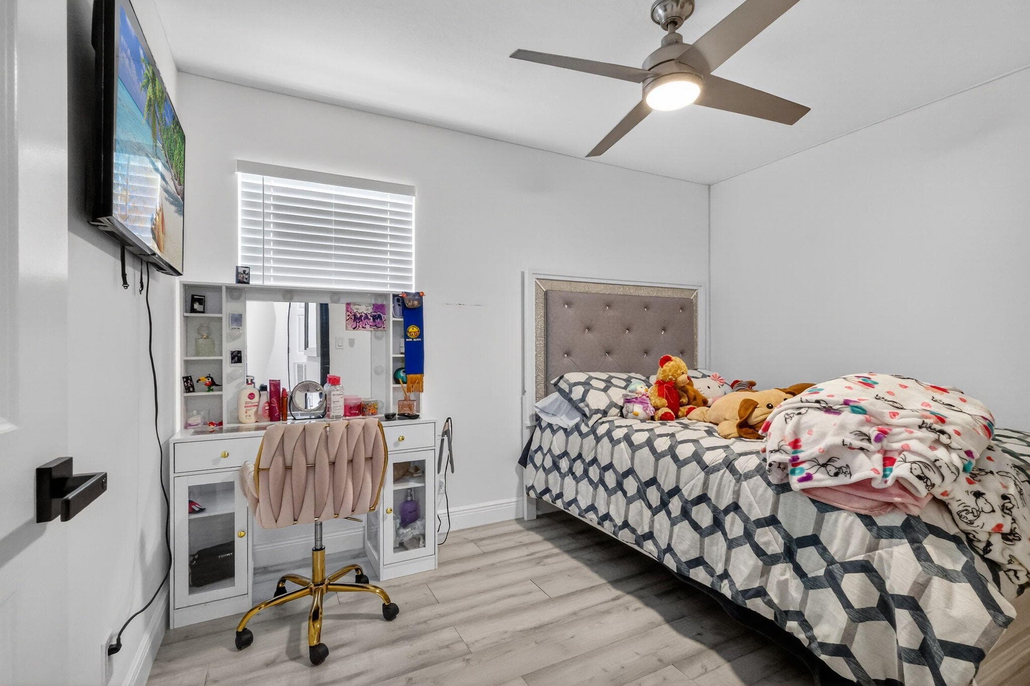 1691 W 26th Court, Riviera Beach, FL 33404 4