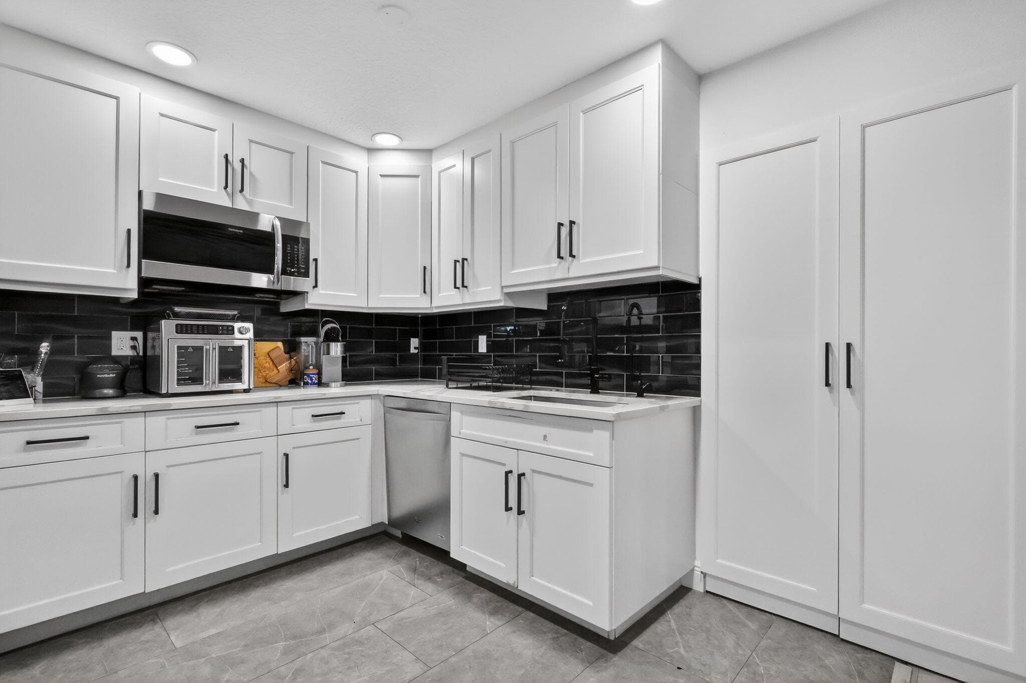 1691 W 26th Court, Riviera Beach, FL 33404 26