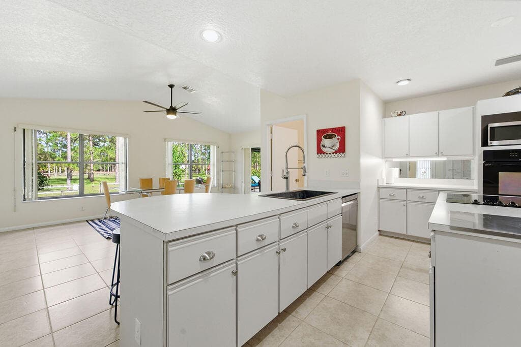 5562 Reynolds Road, Lake Worth, FL 33449 14