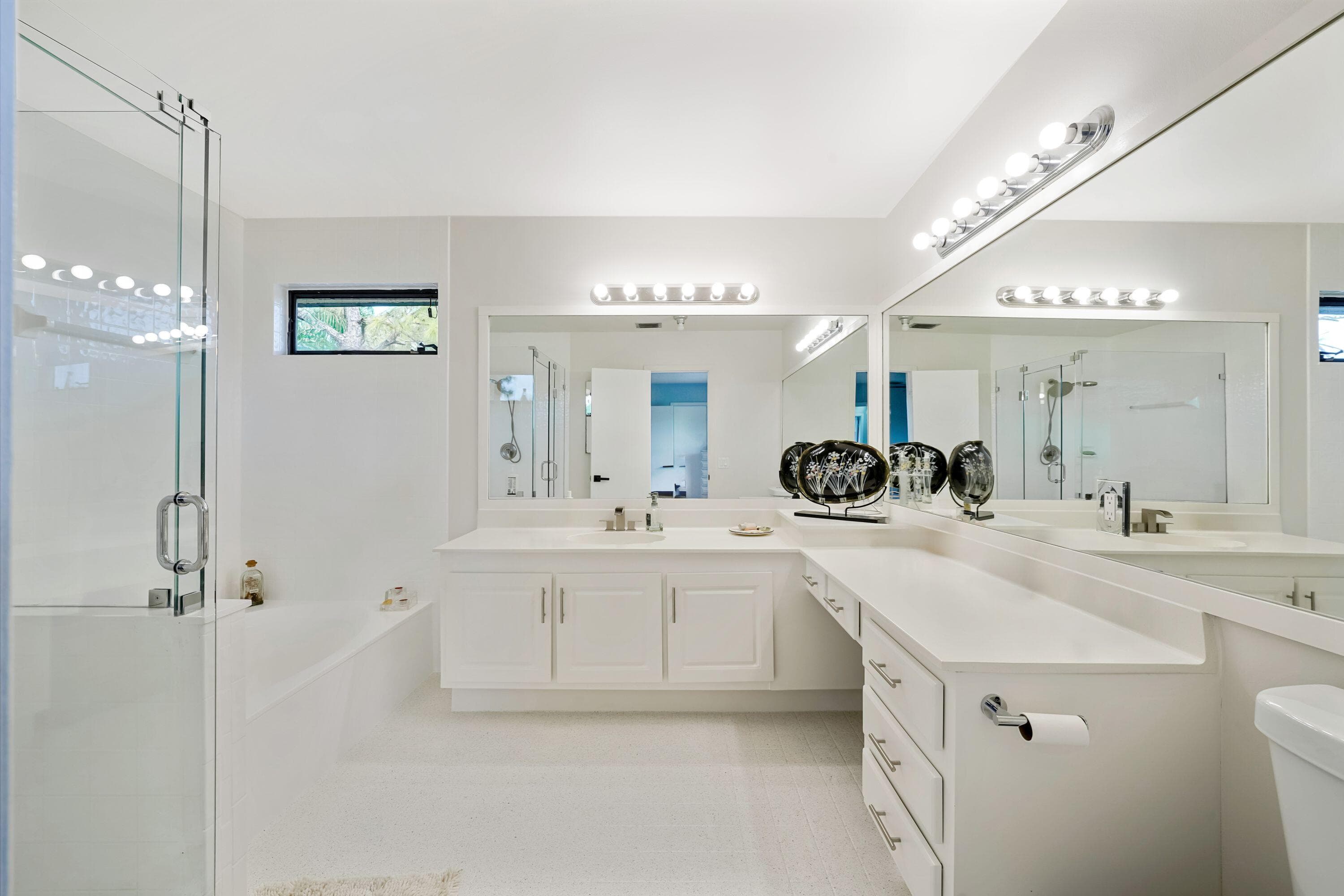 6840 W Wedgewood Avenue, Davie, FL 33331 48