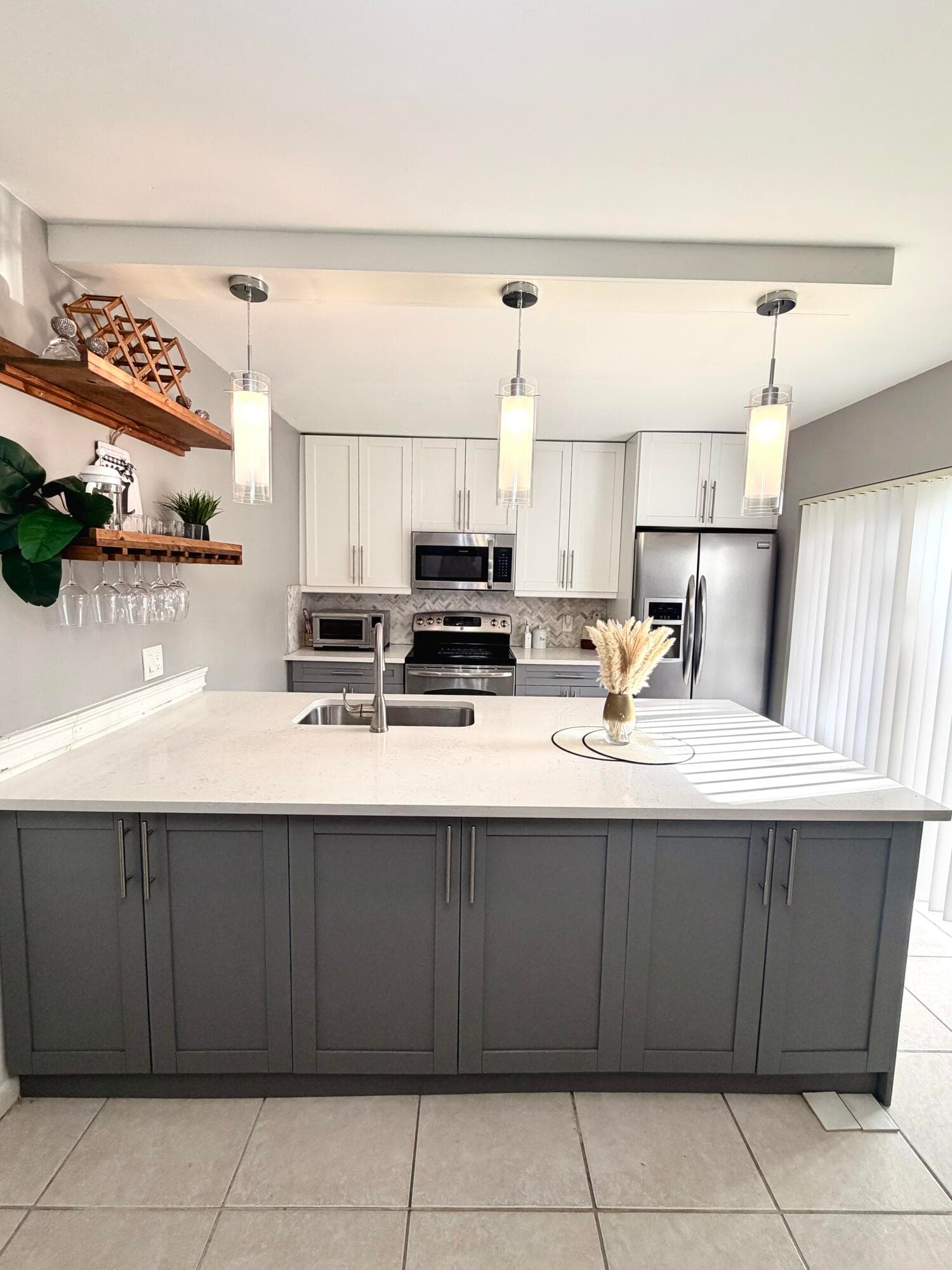 812 8th Way, West Palm Beach, FL 33407 9