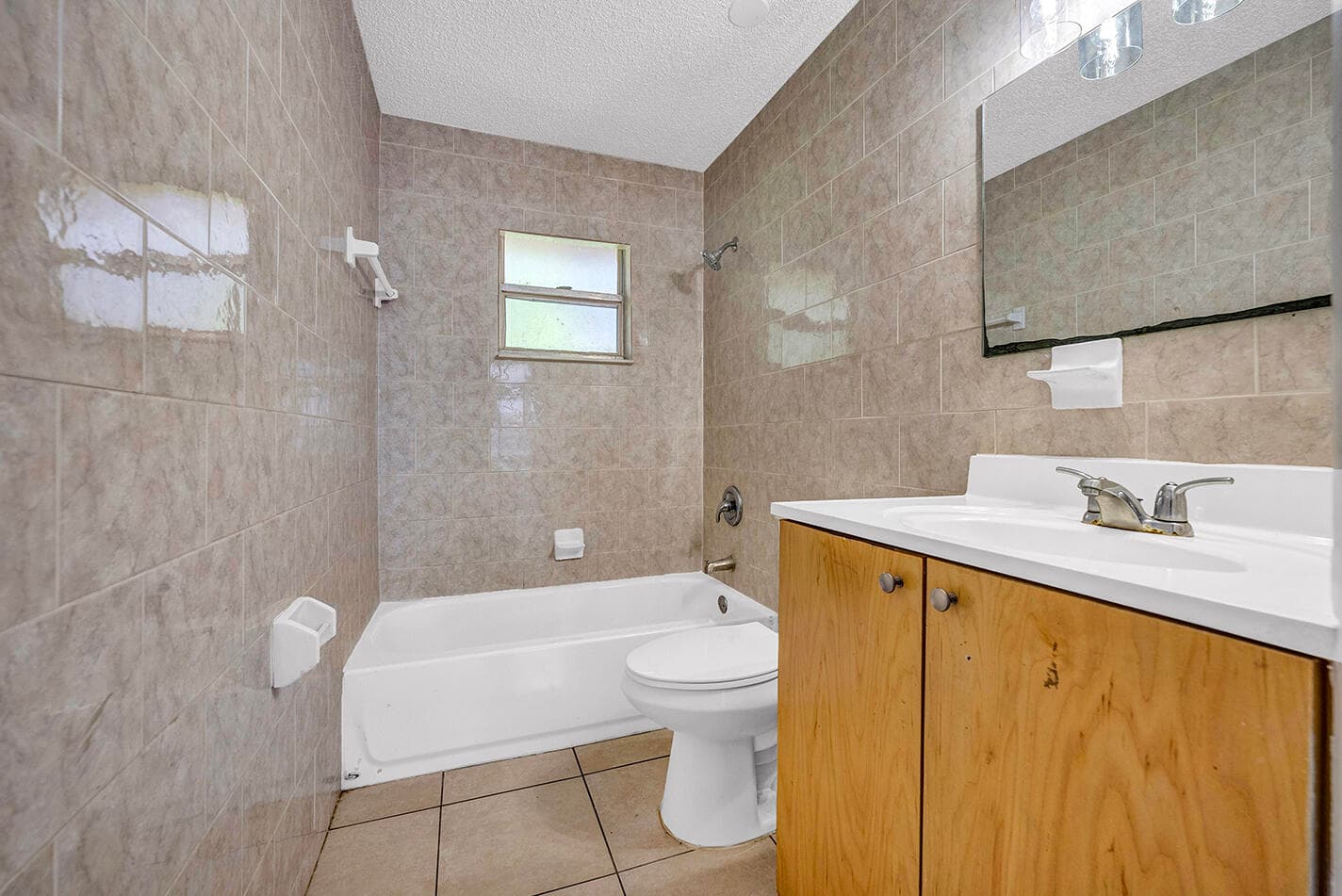 336 NE 12th Avenue, Boynton Beach, FL 33435 17