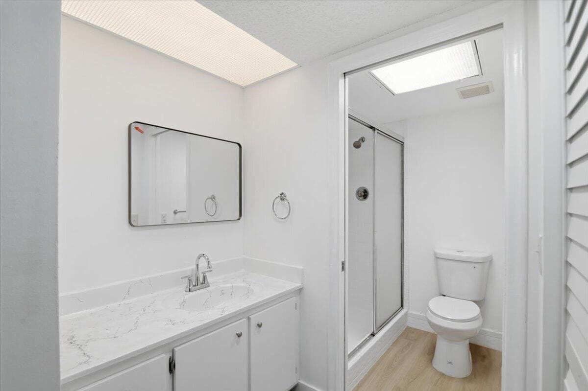 700 SW 128th Avenue 310c, Pembroke Pines, FL 33027 23