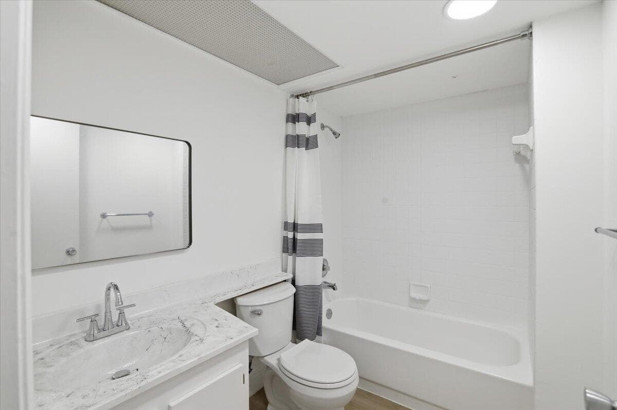 700 SW 128th Avenue 310c, Pembroke Pines, FL 33027 15