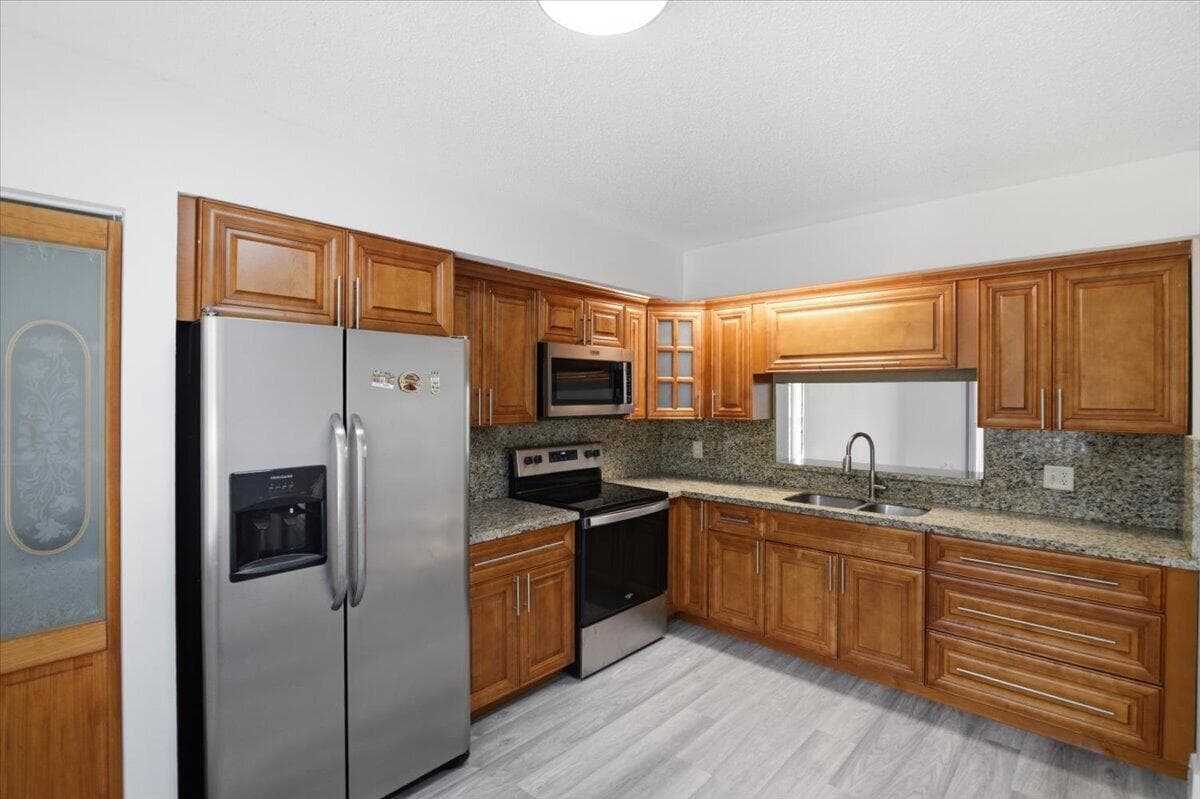 700 SW 128th Avenue 310c, Pembroke Pines, FL 33027 7