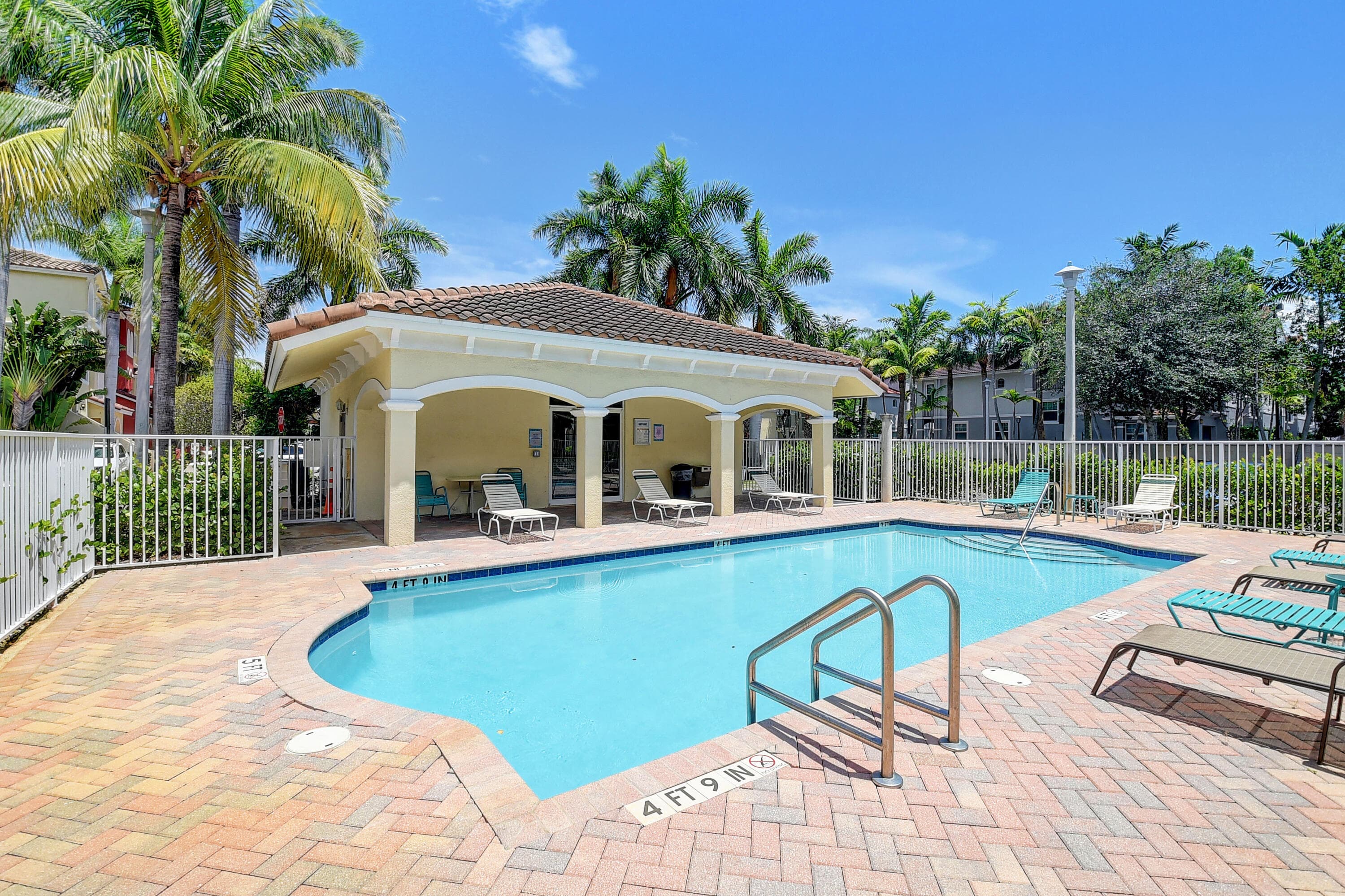 525 Bayfront Drive, Boynton Beach, FL 33435 33