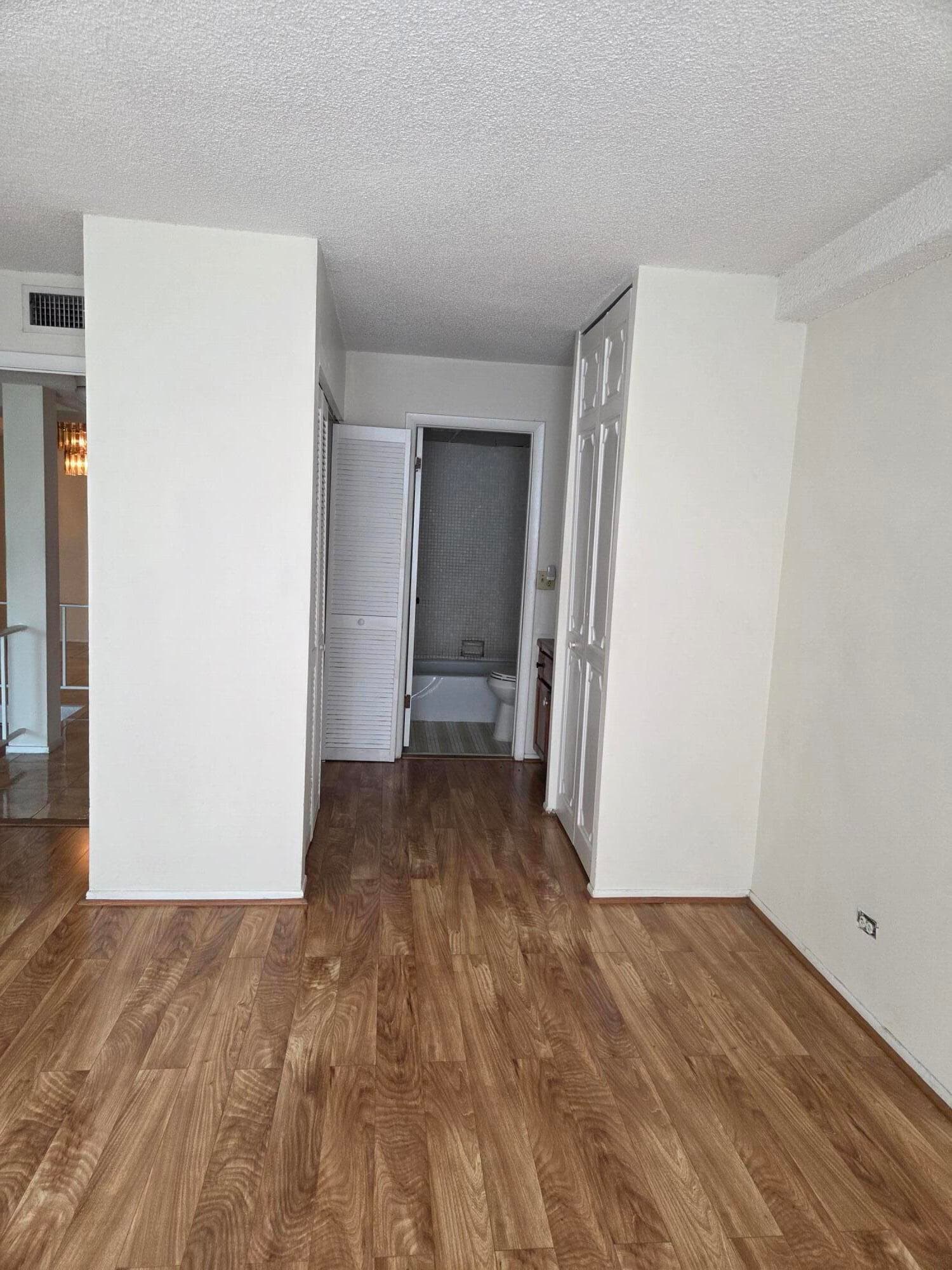 3720 Inverrary Drive 2b, Lauderhill, FL 33319 4