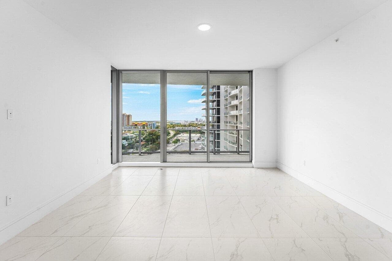 220 Lake Shore Drive 1415, Lake Park, FL 33403 10