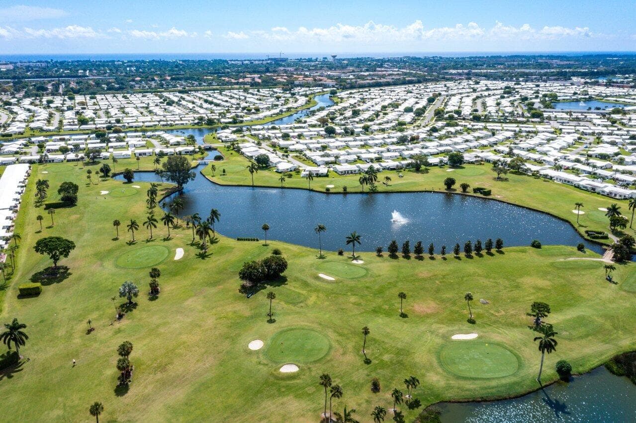 1117 Lake Terrace 207, Boynton Beach, FL 33426 33