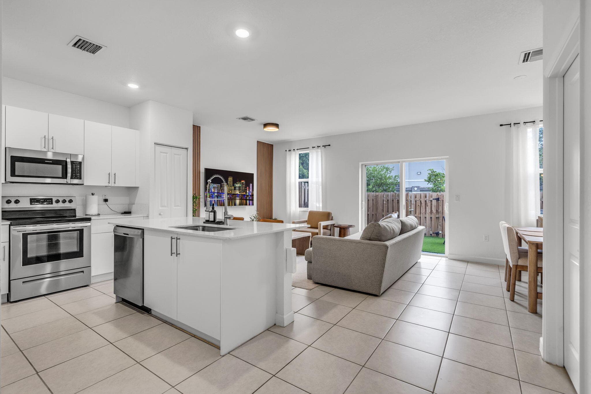 4613 NW 118th Avenue 4613, Coral Springs, FL 33076 6