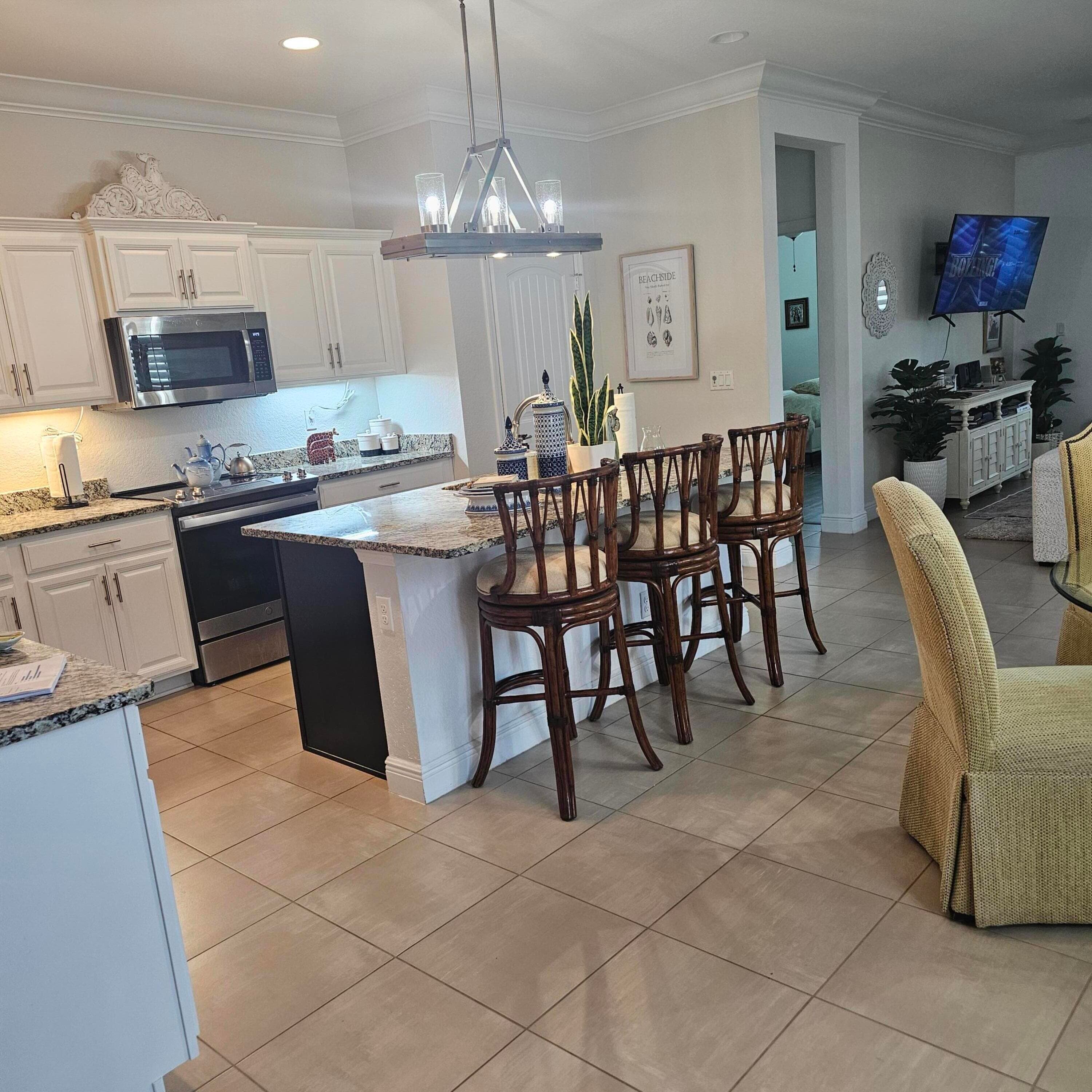 232 SE Via Visconti, Port St. Lucie, FL 34952 8