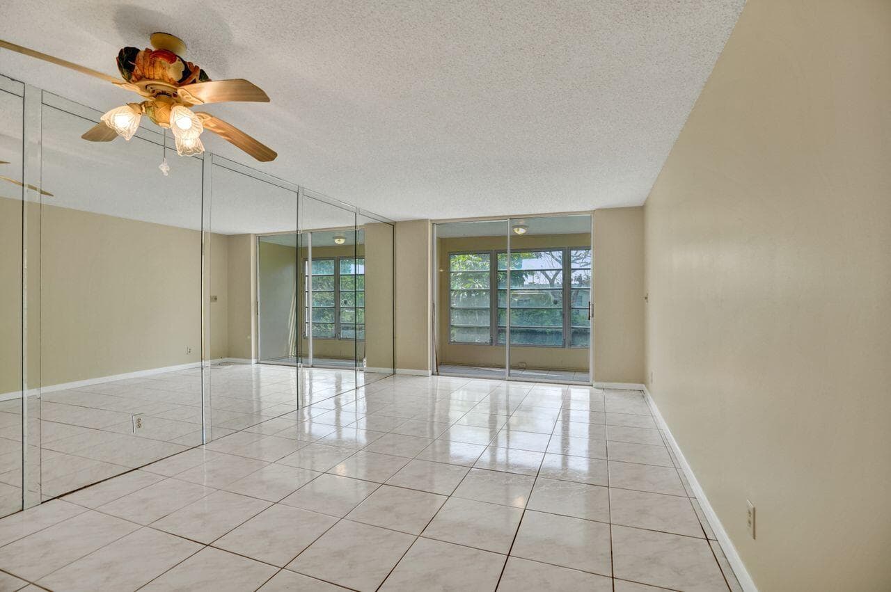 9460 Sunrise Lakes Boulevard 106, Sunrise, FL 33322 7