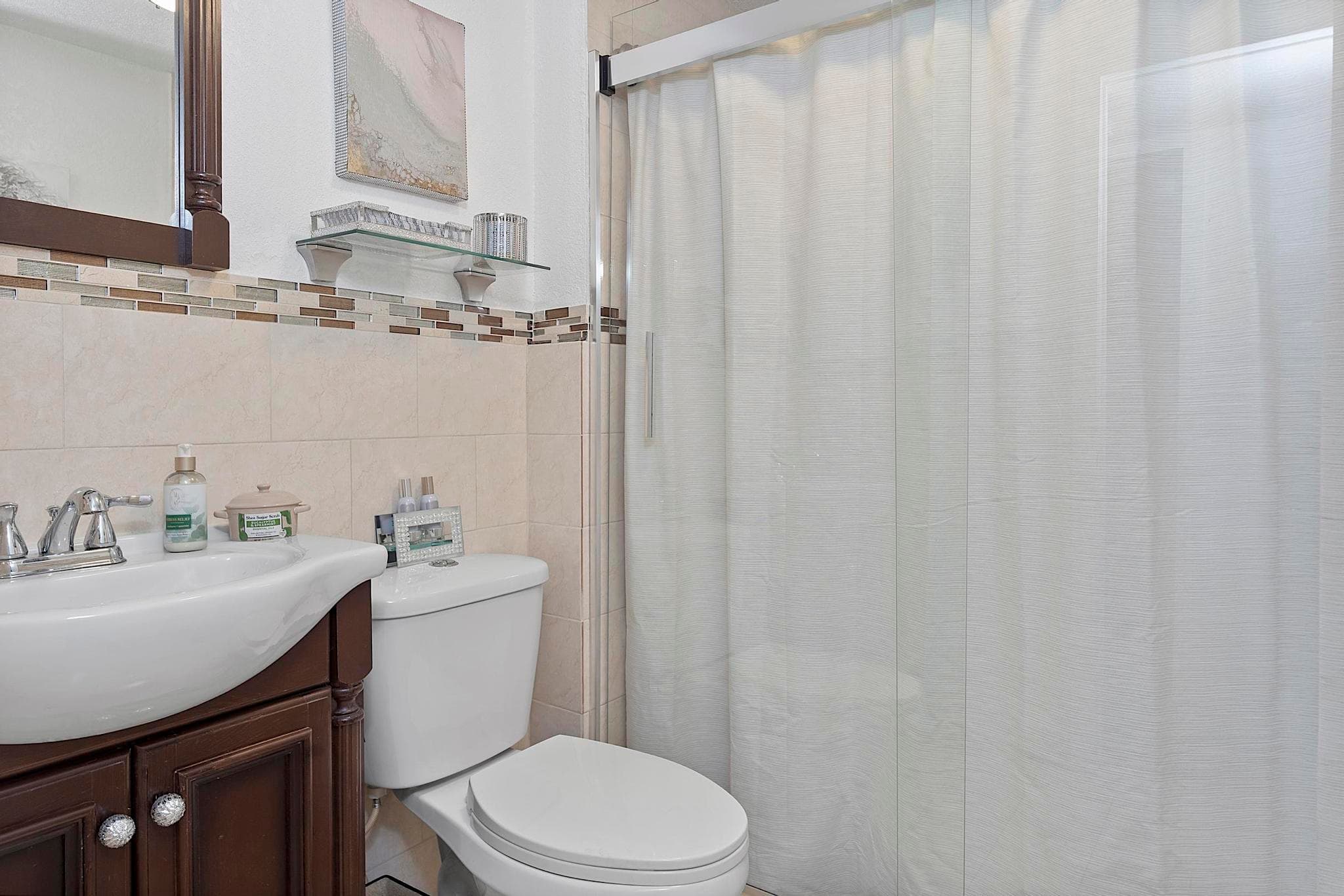 3205 W 16th Avenue, Hialeah, FL 33012 19