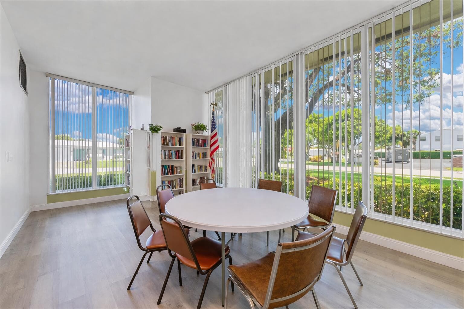 2631 W Golf Boulevard, Pompano Beach, FL 33064 38