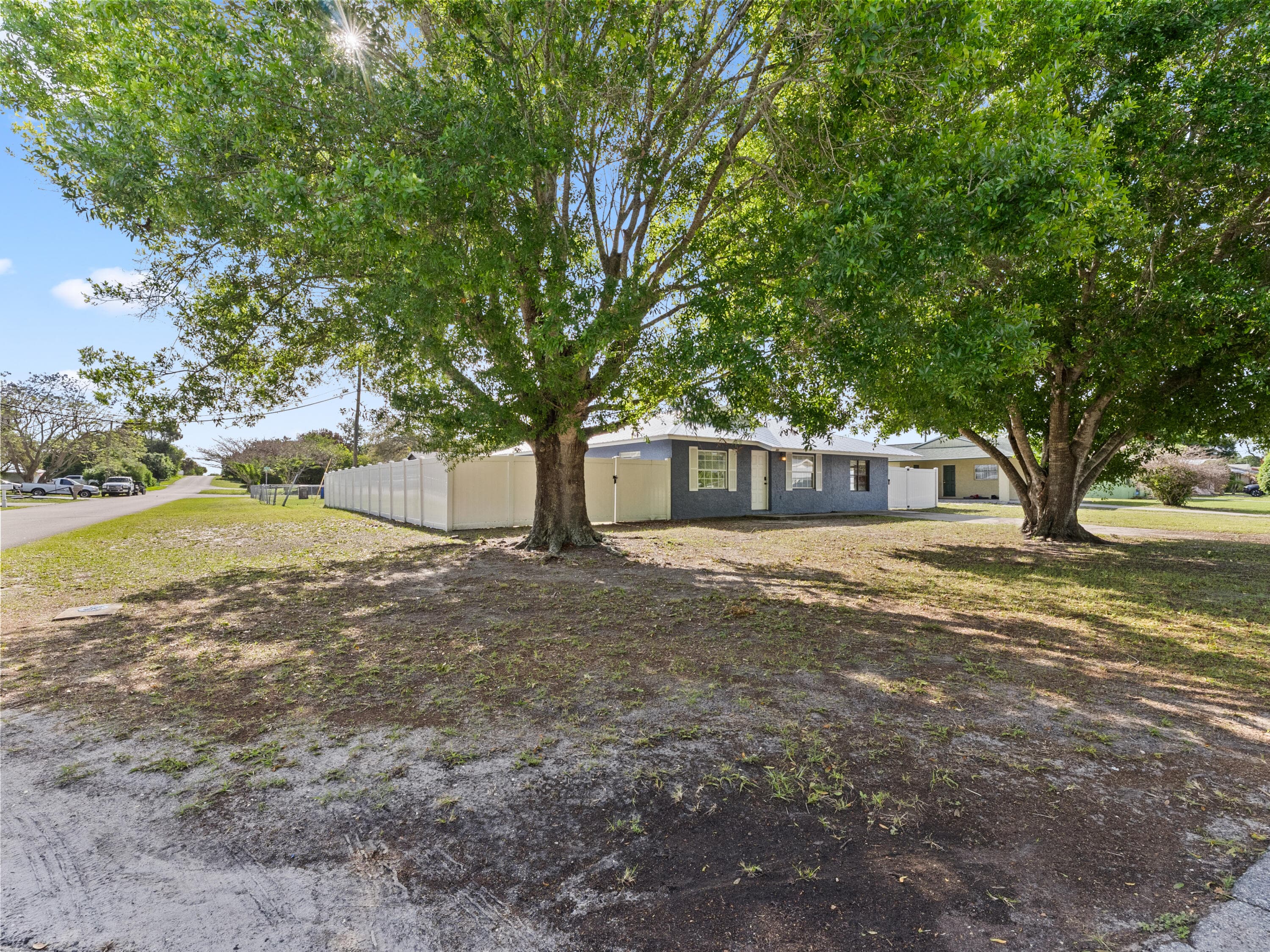 304 8th Avenue SW, Vero Beach, FL 32962 28