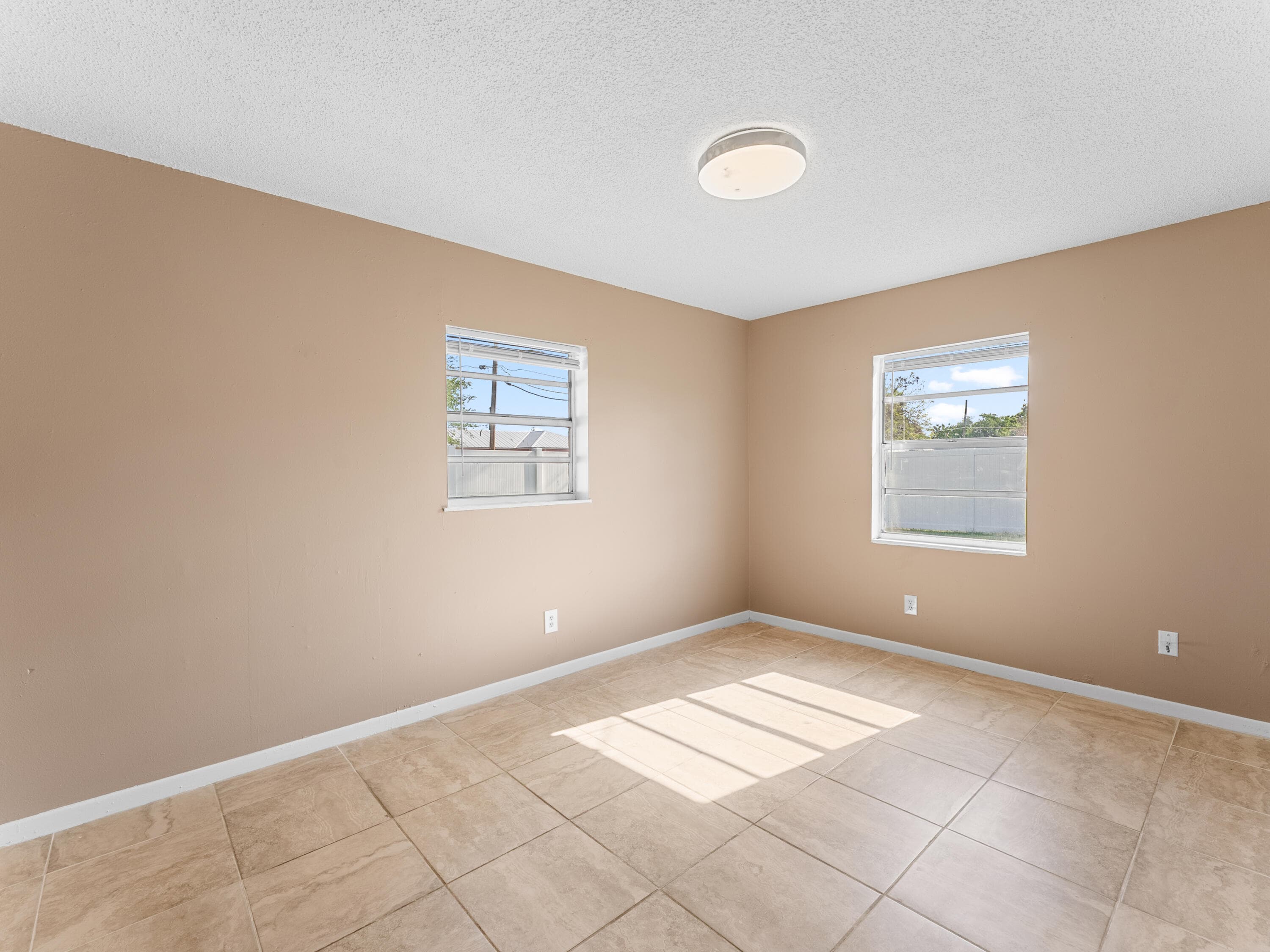 304 8th Avenue SW, Vero Beach, FL 32962 16