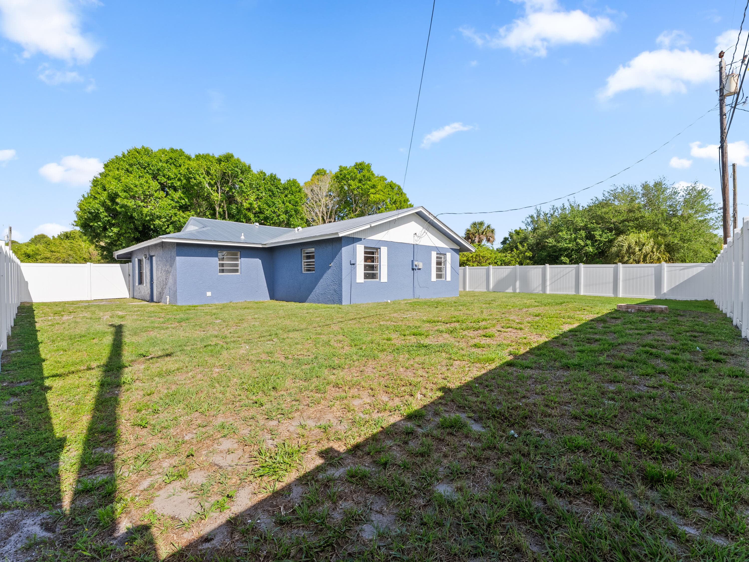 304 8th Avenue SW, Vero Beach, FL 32962 23